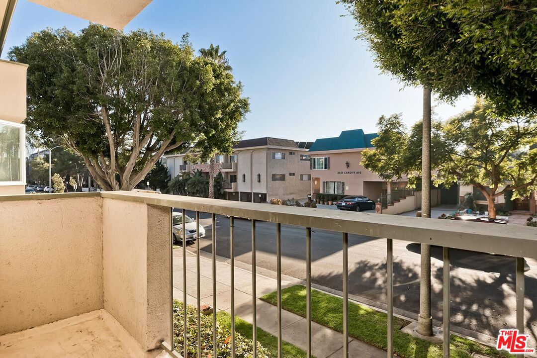 3640 Cardiff Ave Unit: 118