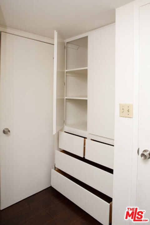 10966 Rochester Ave Unit: 3E