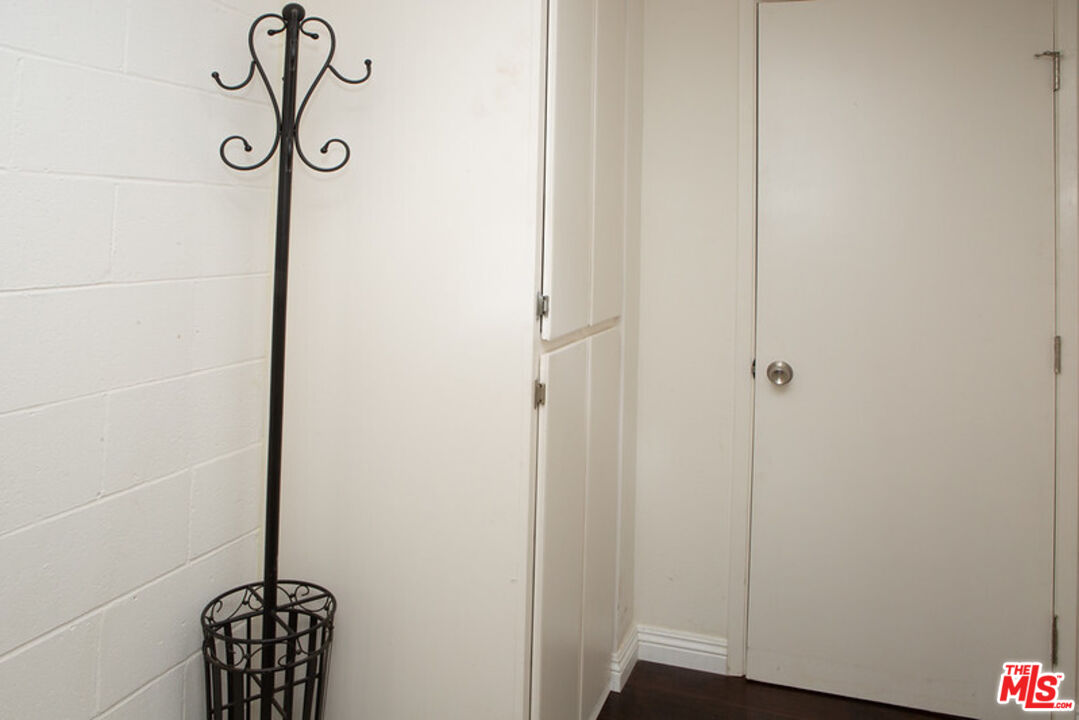 10966 Rochester Ave Unit: 3E