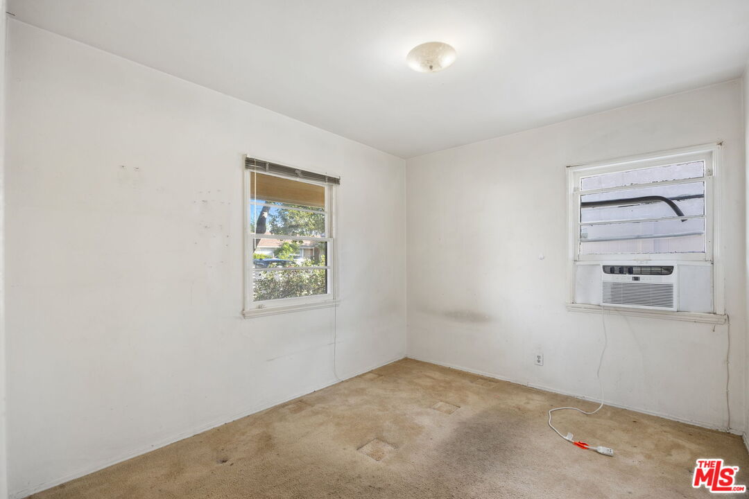 5147 Garden Grove Ave