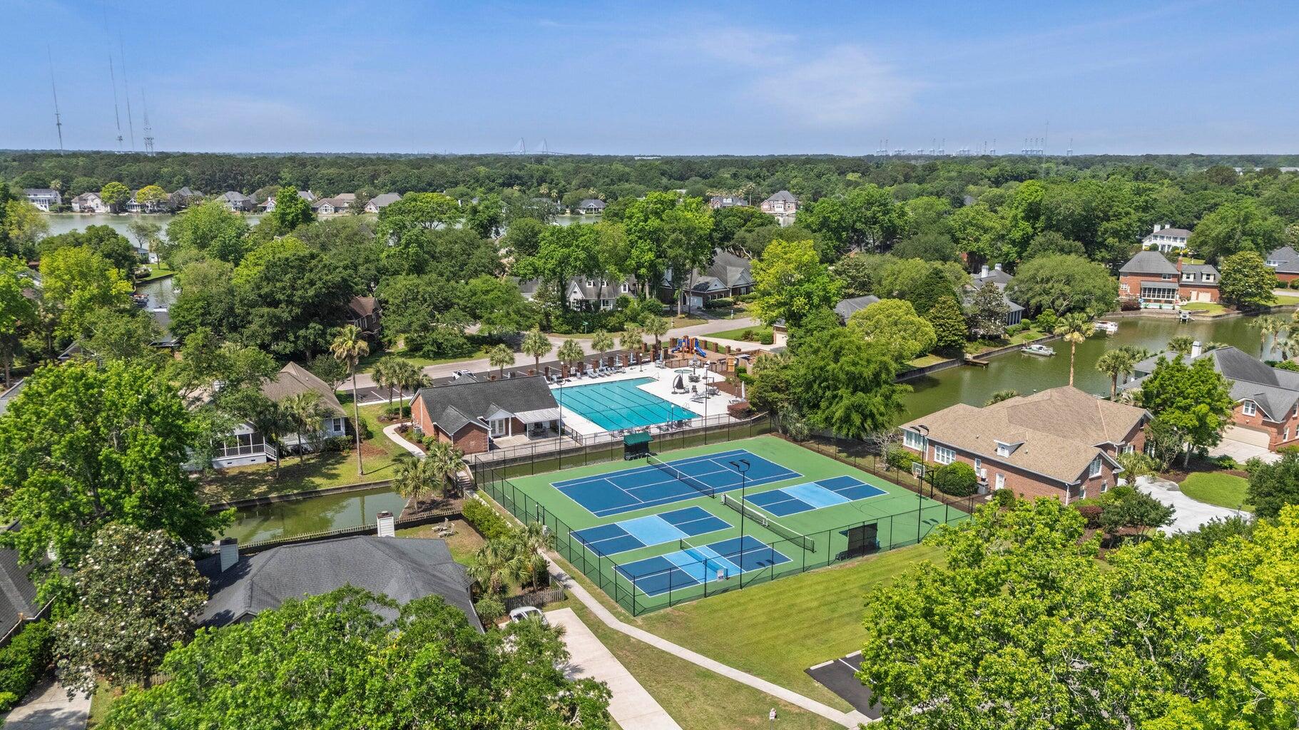 1280 Waterfront Drive