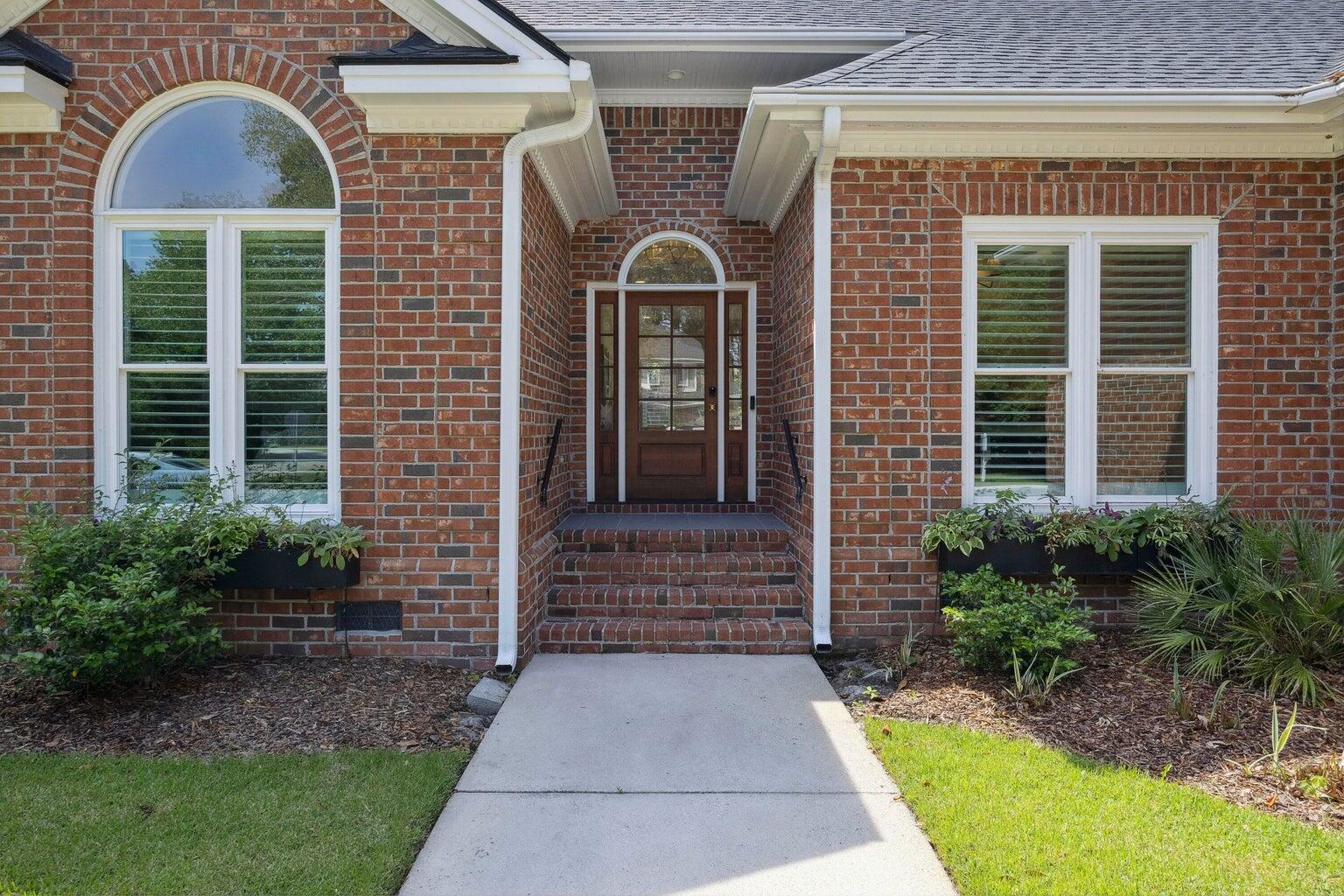 1280 Waterfront Drive