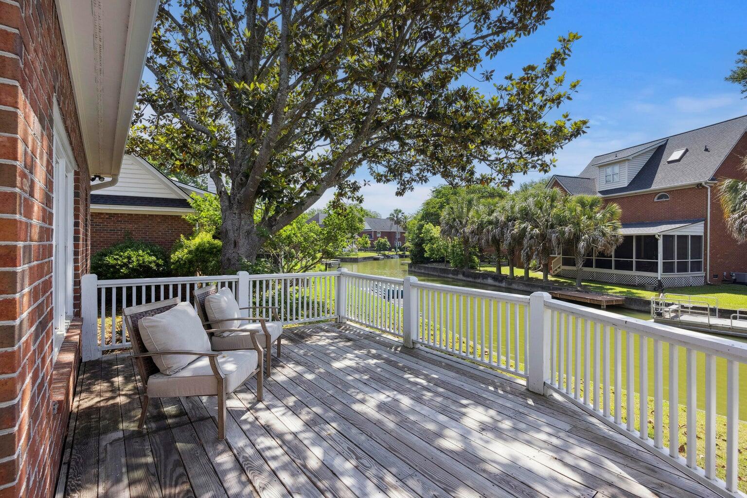 1280 Waterfront Drive