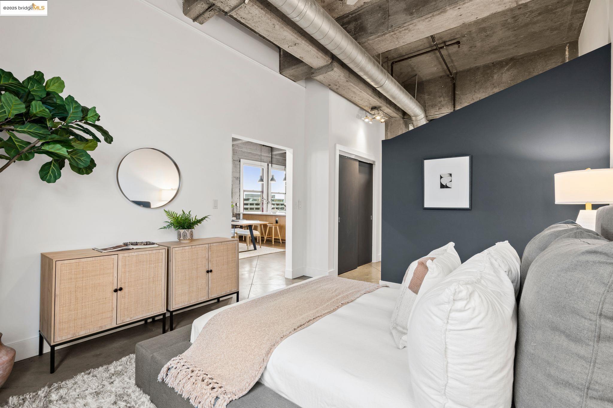 201 4th St # 511