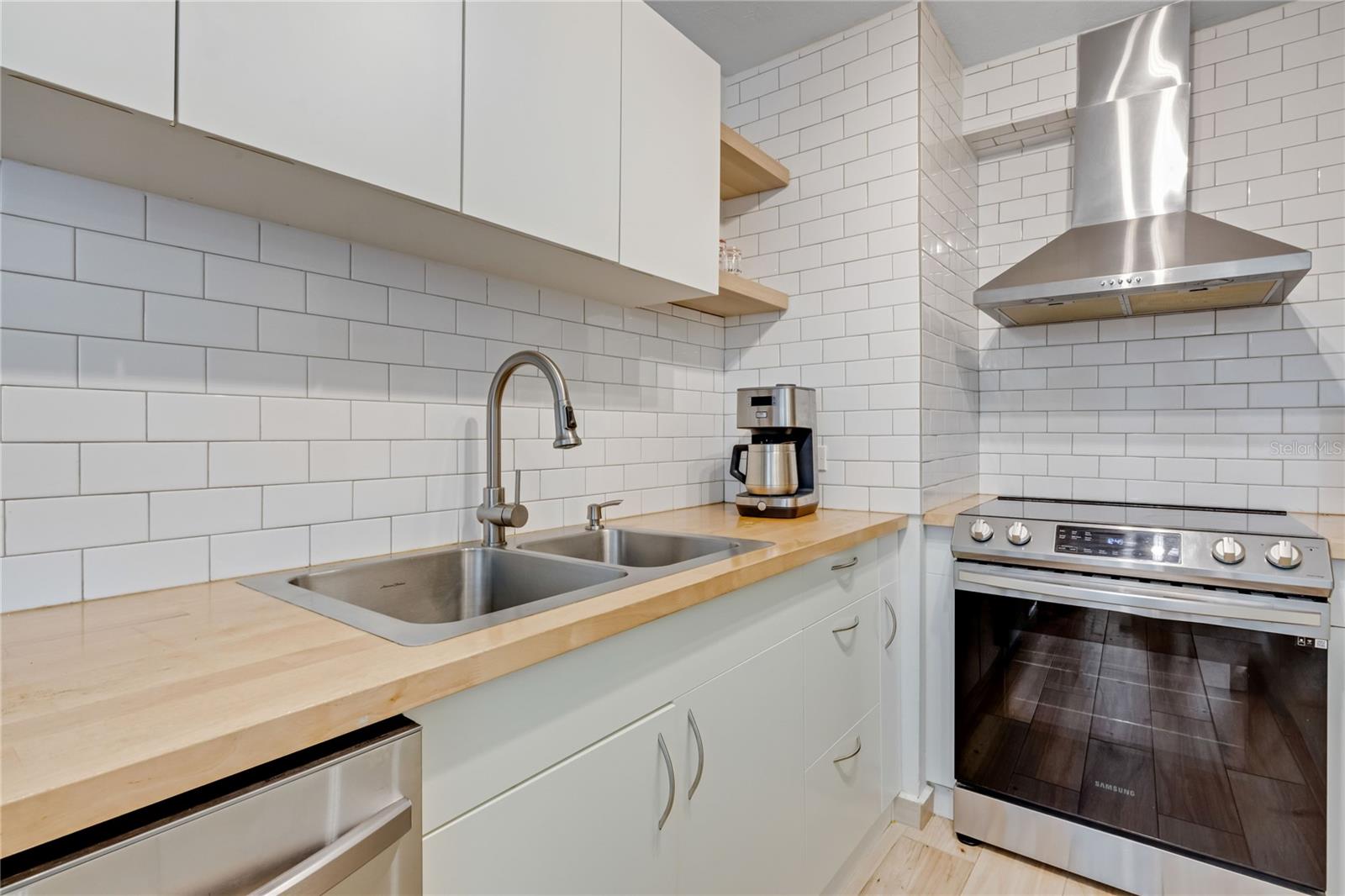 C2G6 Avenida Pontezuela PR-190 #1