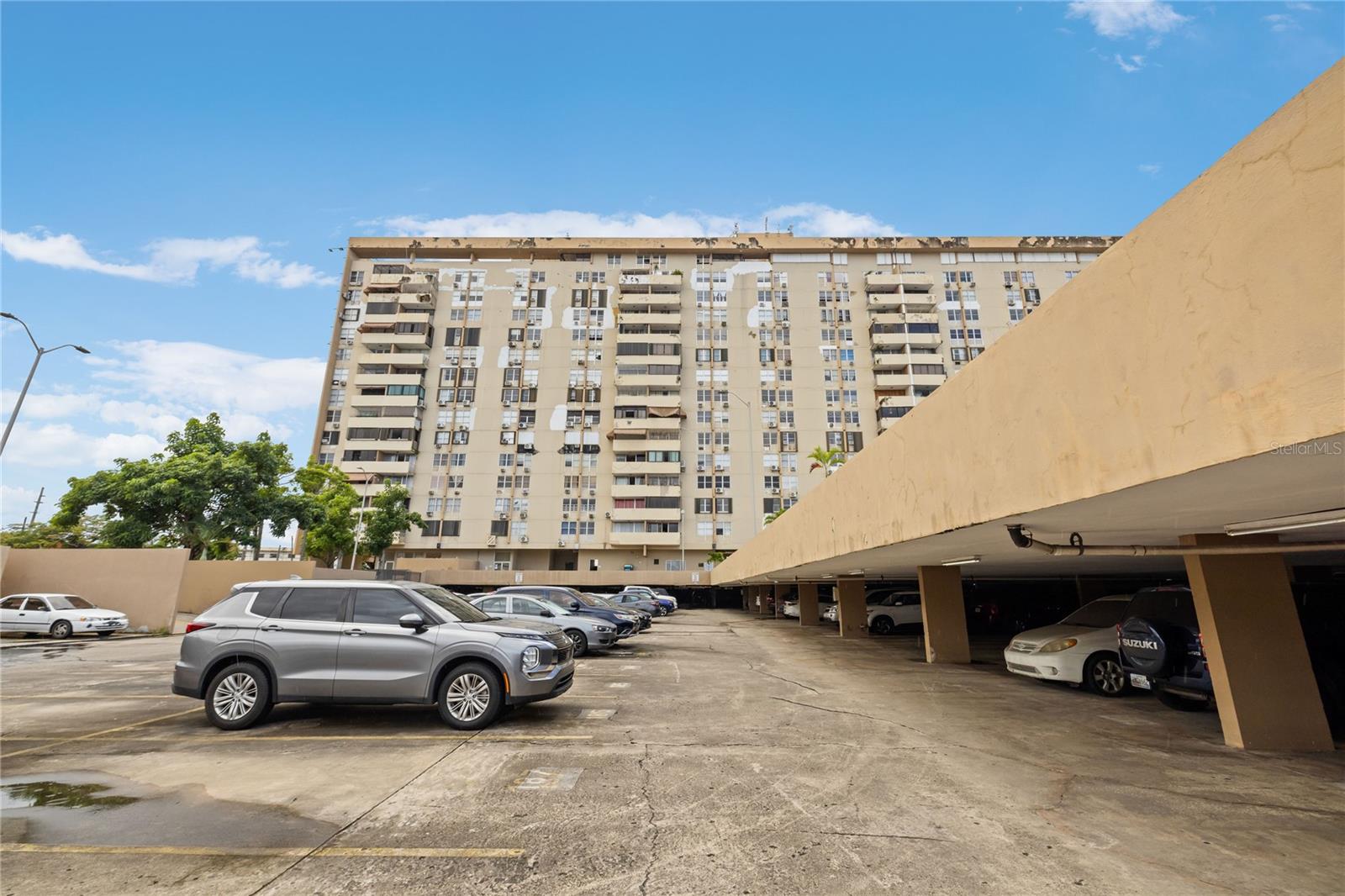 C2G6 Avenida Pontezuela PR-190 #1