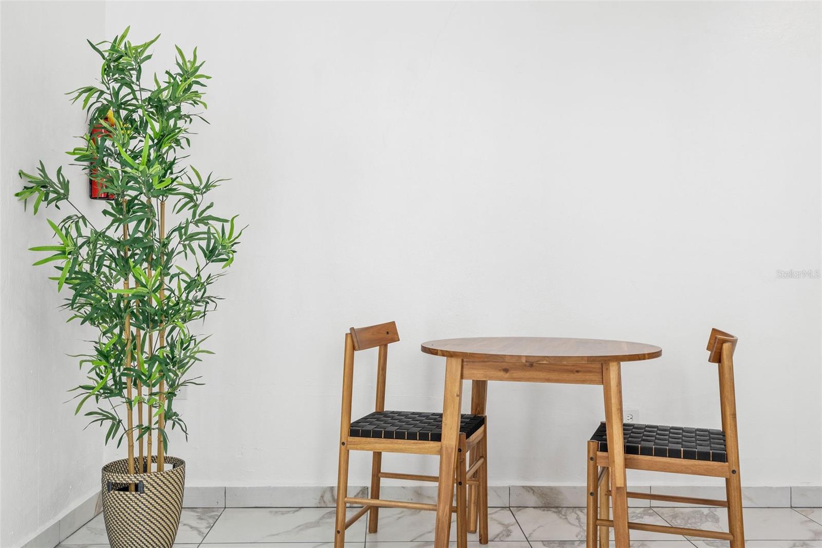 1035 CALLE MARGINAL VILLAMAR