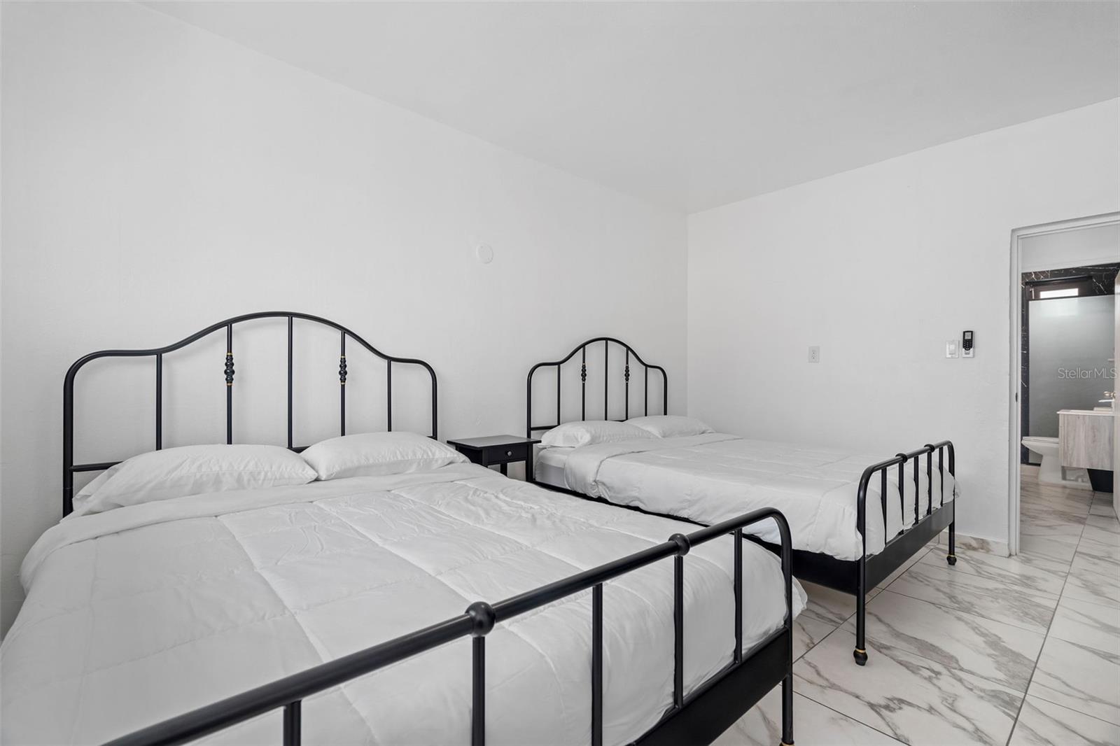 1035 CALLE MARGINAL VILLAMAR