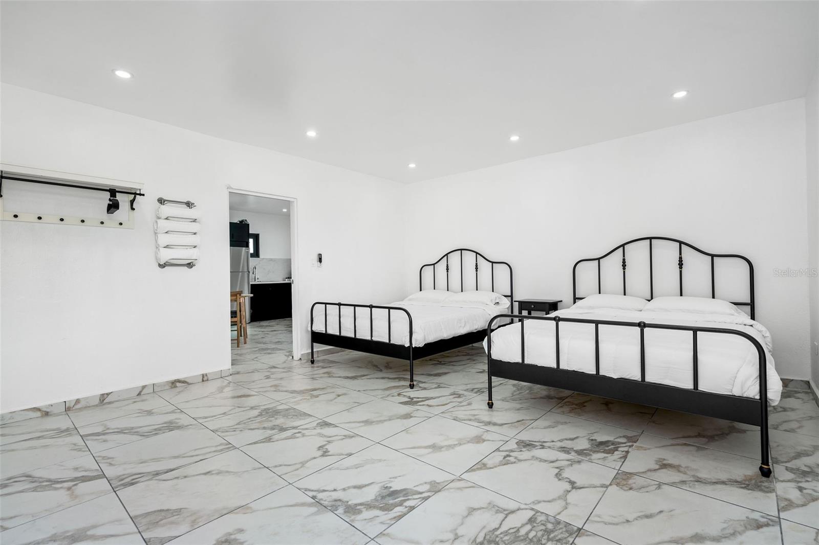 1035 CALLE MARGINAL VILLAMAR