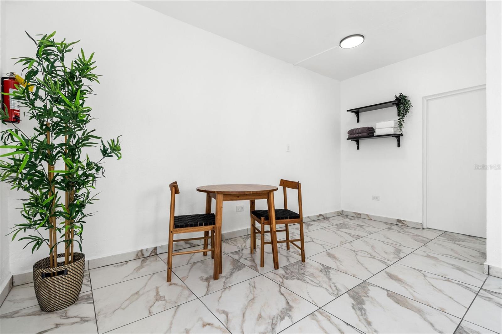 1035 CALLE MARGINAL VILLAMAR