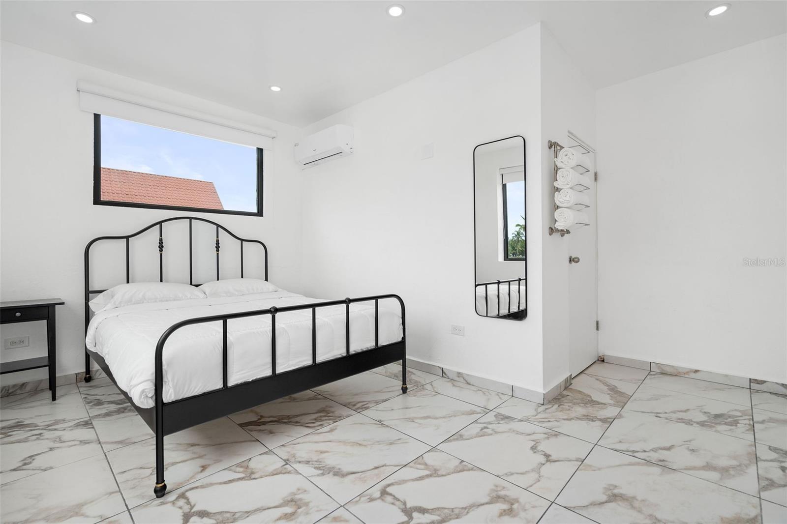 1035 CALLE MARGINAL VILLAMAR