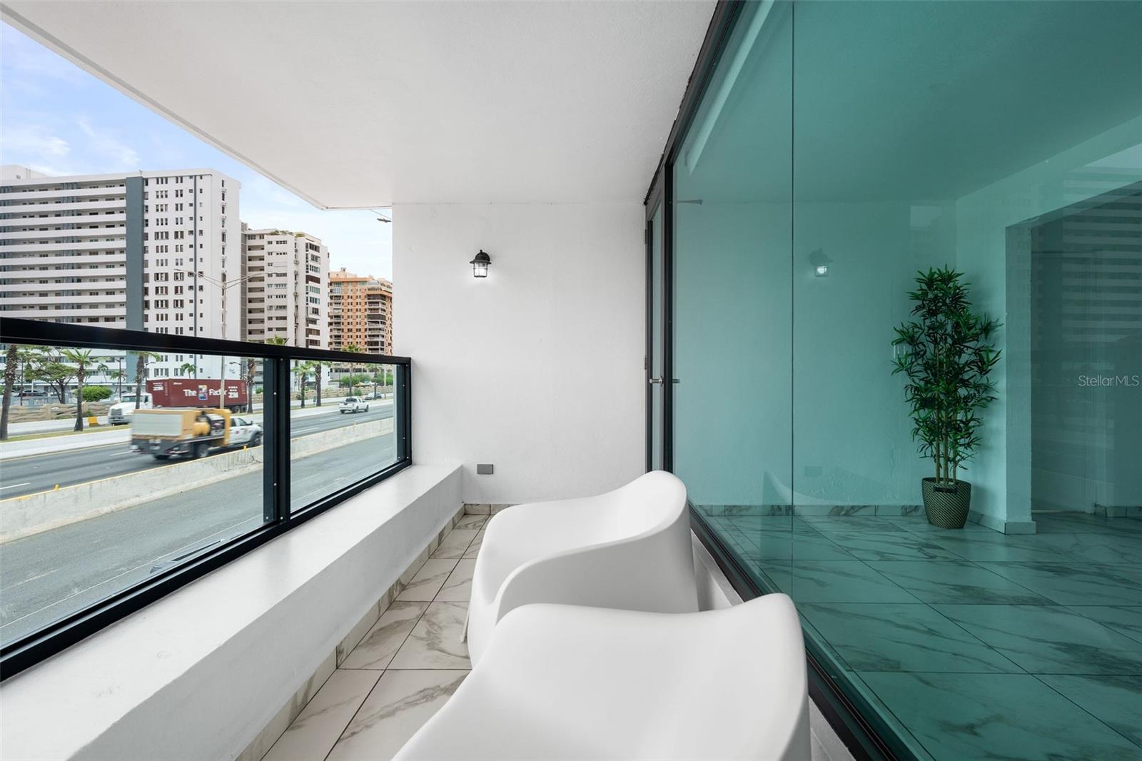 1035 CALLE MARGINAL VILLAMAR