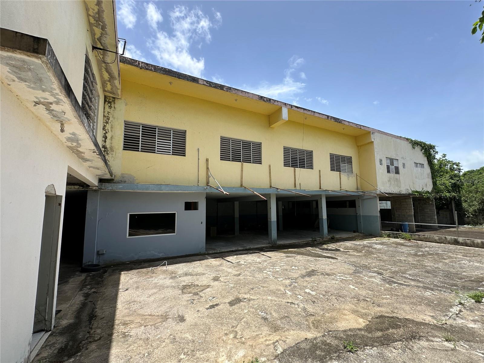 PR-944, KM 2.1 HATO NUEVO WARD