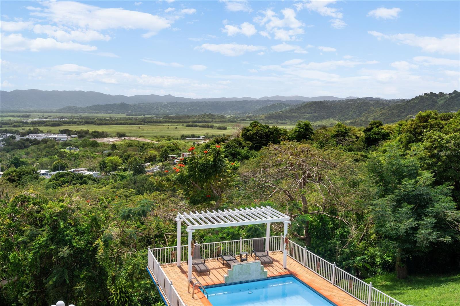 Carr 3 K92 H1 BO CANDELERO ARRIBA RL-26057