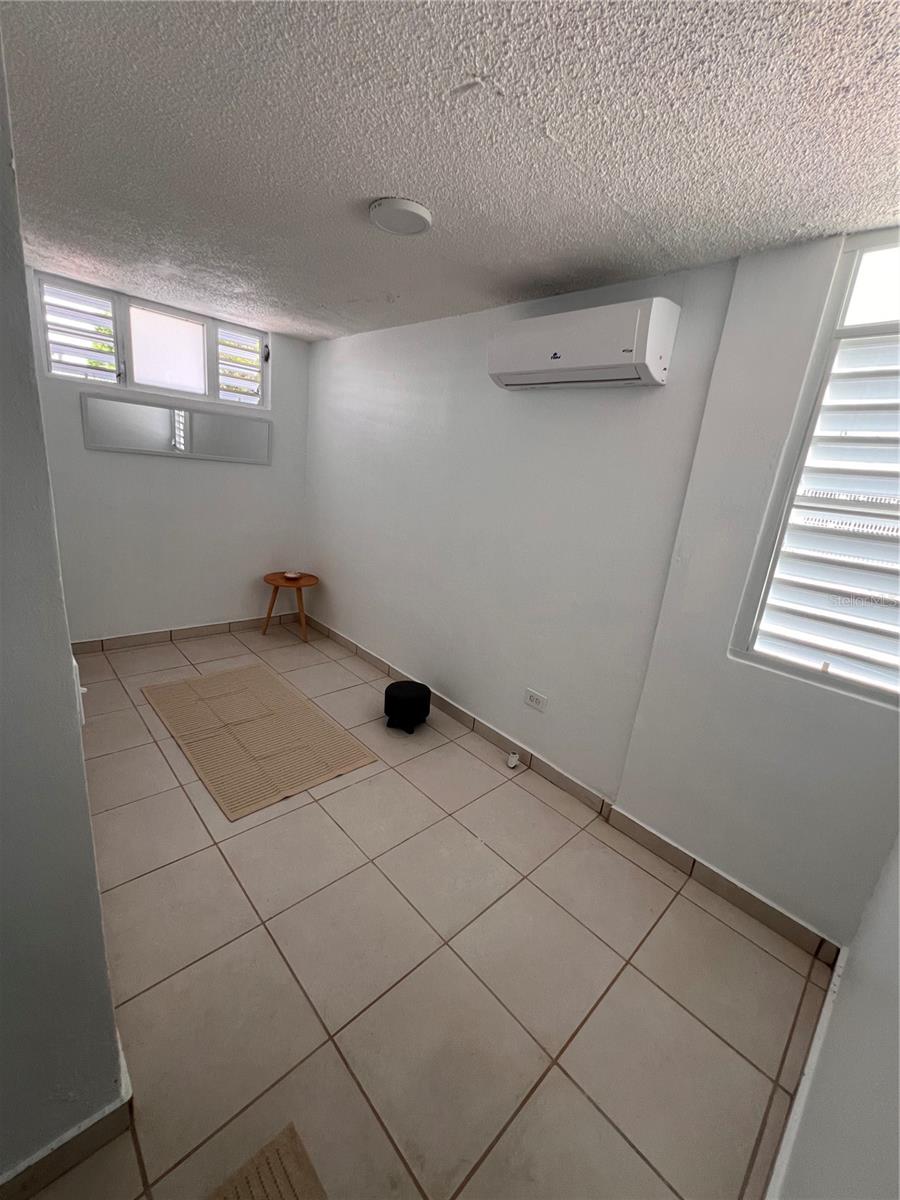 Paradise Hills CALLE PECOS 1644