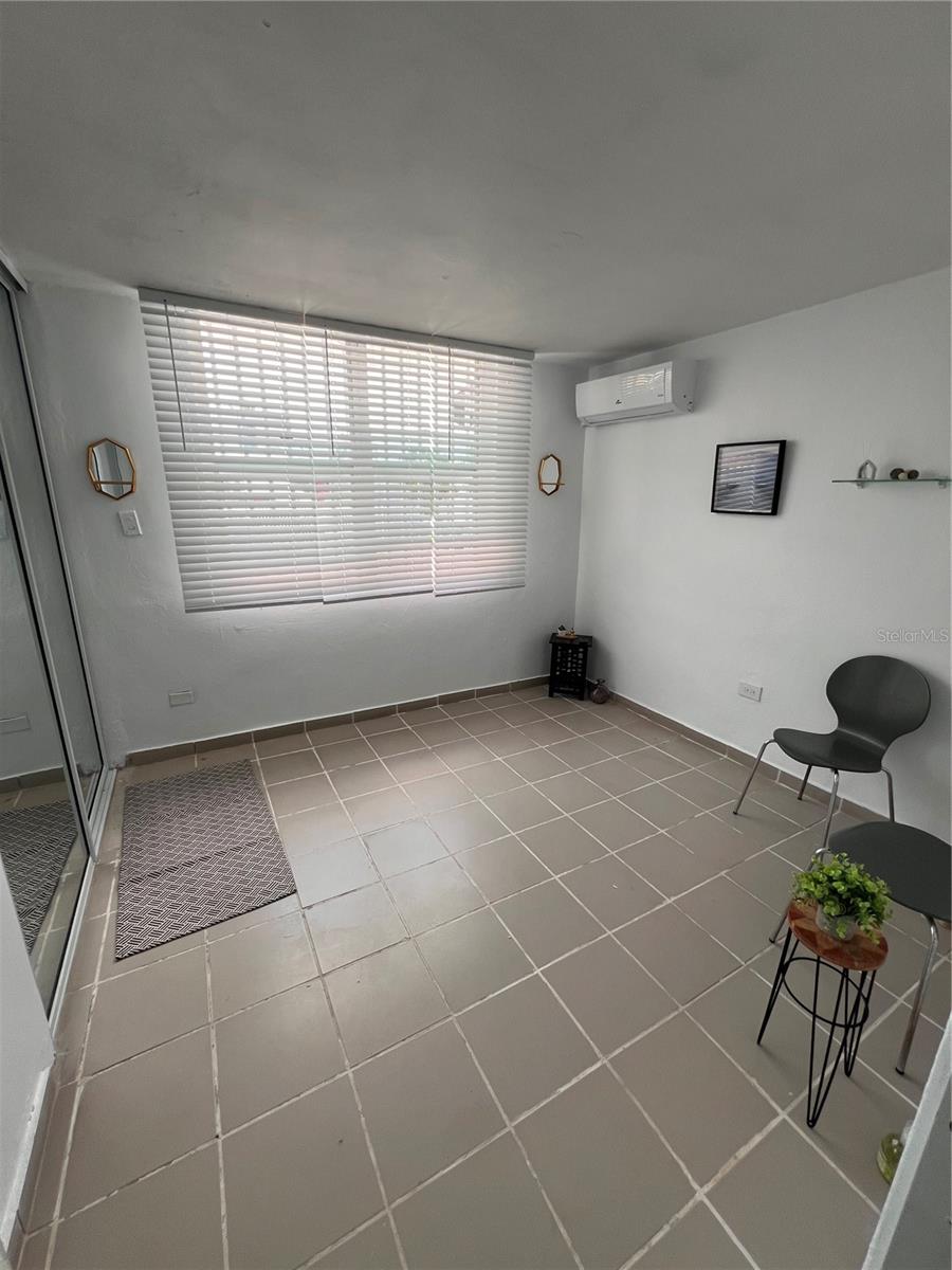 Paradise Hills CALLE PECOS 1644