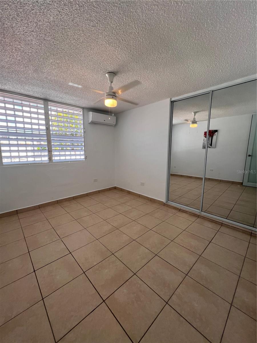 Paradise Hills CALLE PECOS 1644