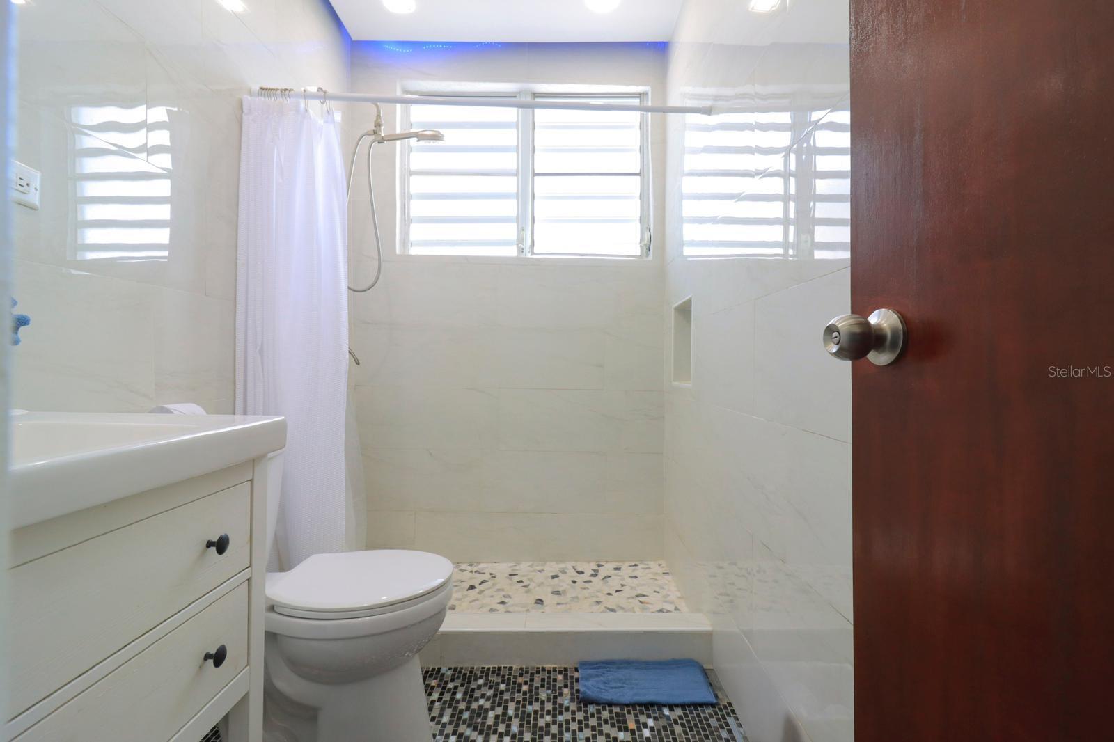 2017 MCLEARY STREET, OCEAN PARK