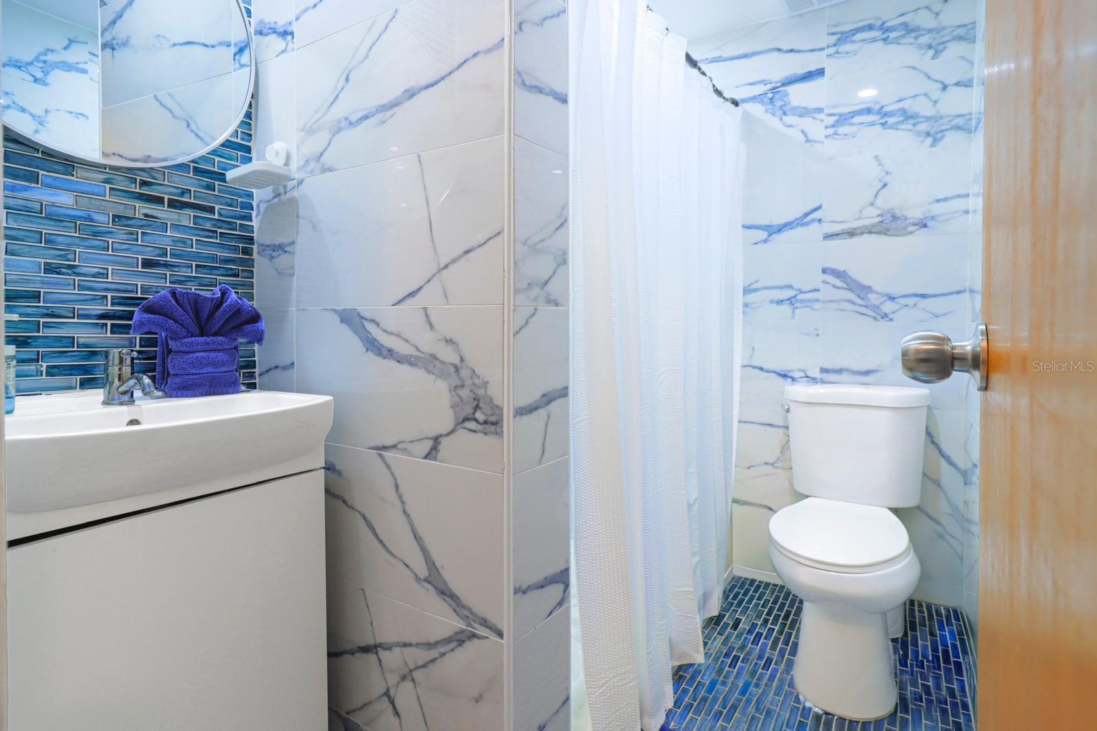 2017 MCLEARY STREET, OCEAN PARK