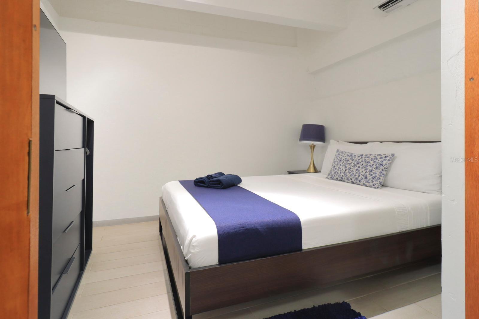 2017 MCLEARY STREET, OCEAN PARK