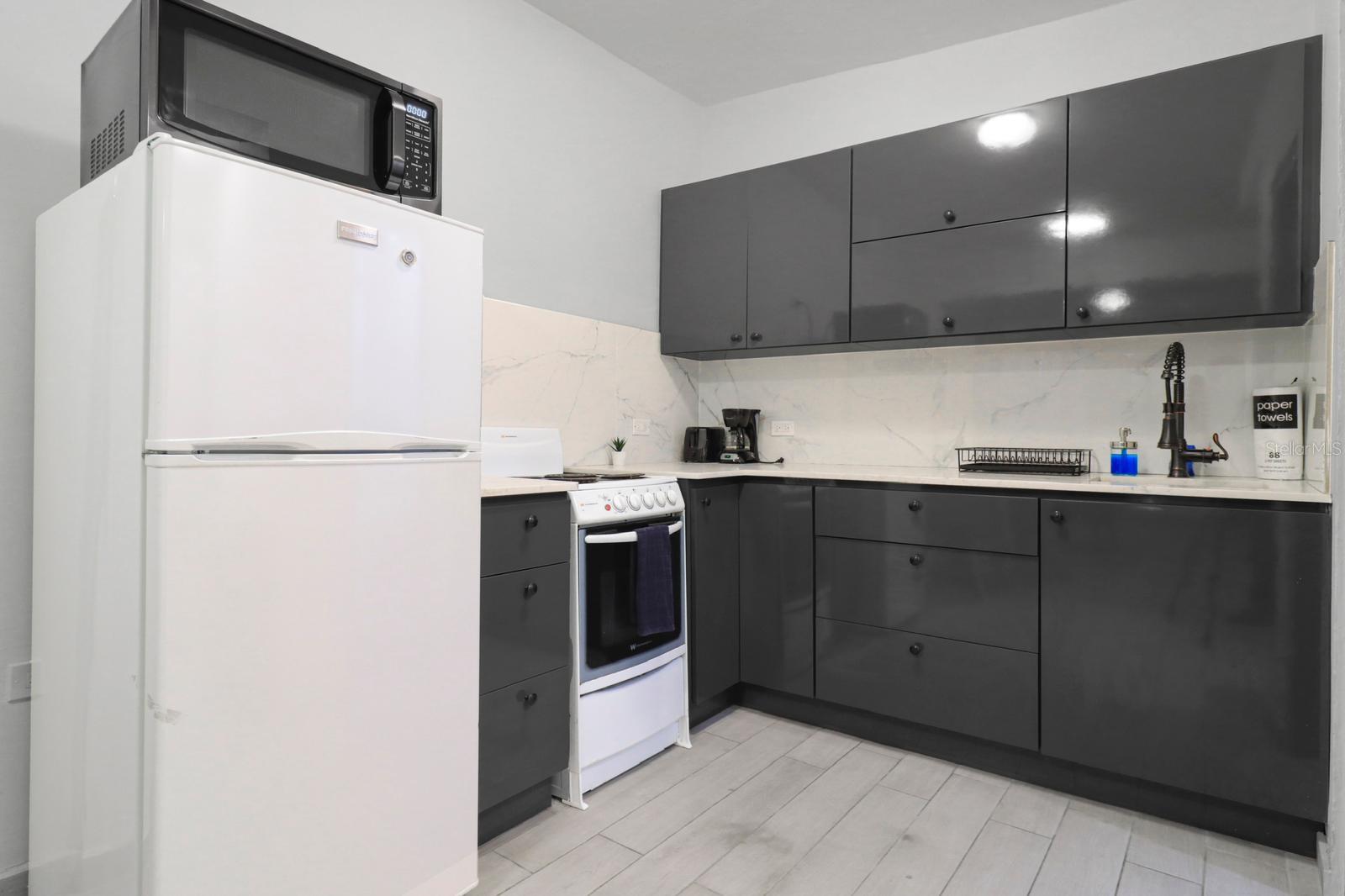 2017 MCLEARY STREET, OCEAN PARK