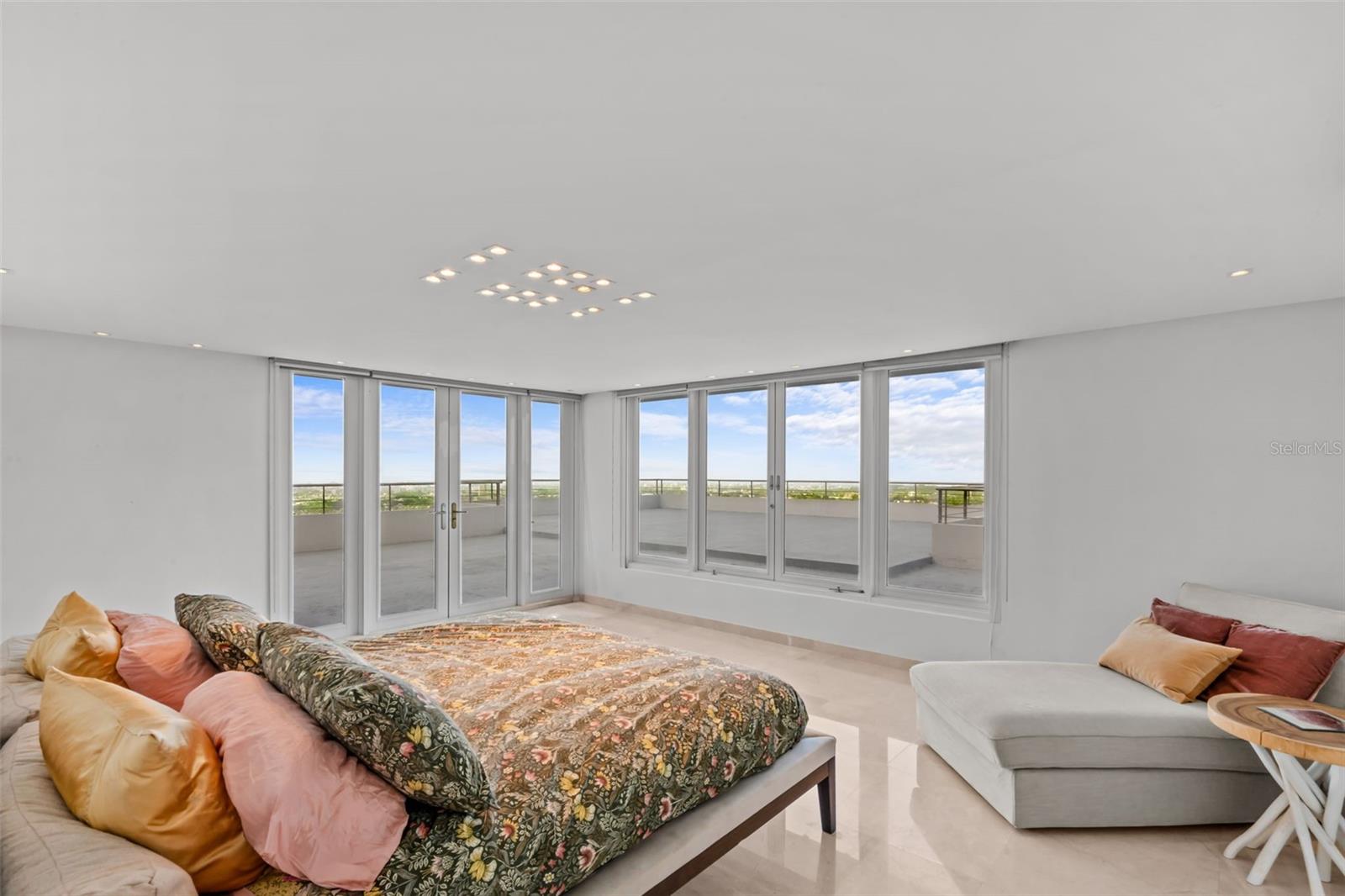 7 LA ROCA STREET BEVERLY HILLS