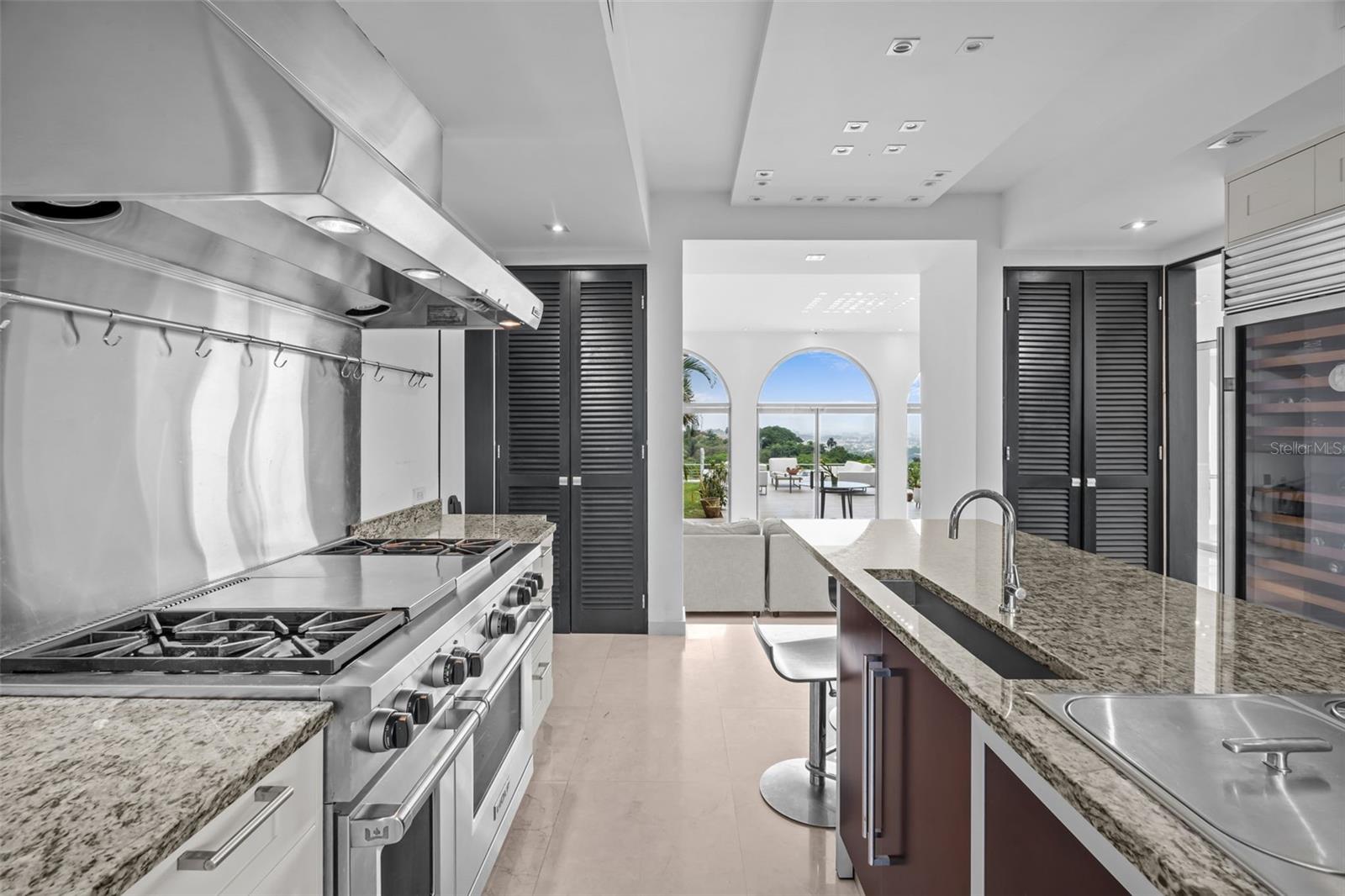 7 LA ROCA STREET BEVERLY HILLS