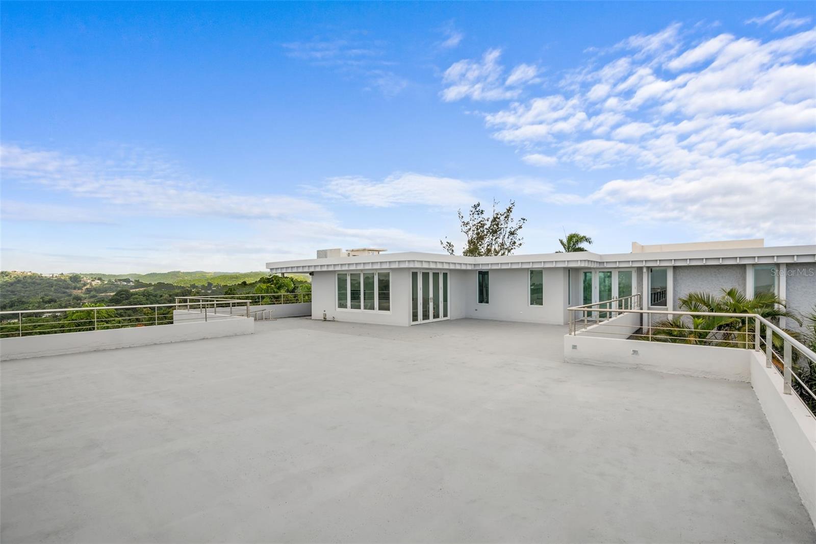 7 LA ROCA STREET BEVERLY HILLS