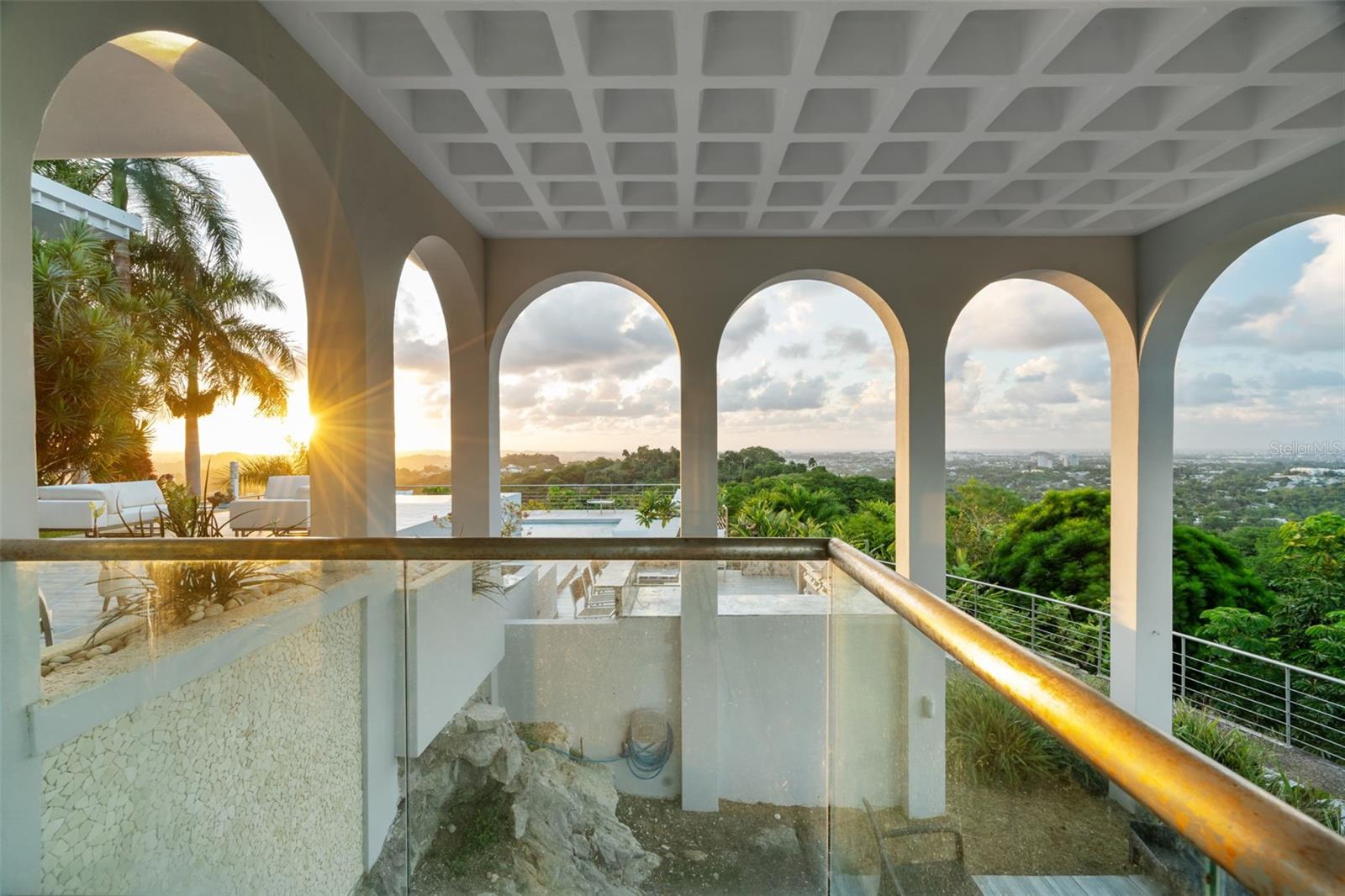 7 LA ROCA STREET BEVERLY HILLS