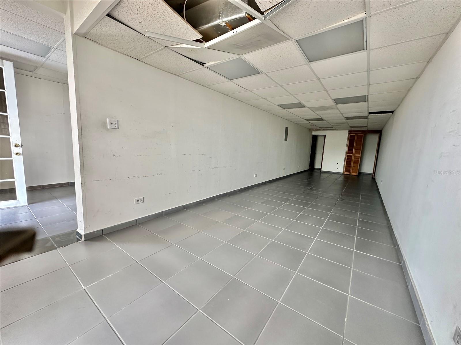 757 AVENIDA ROBERTO SÁNCHEZ VILELLA