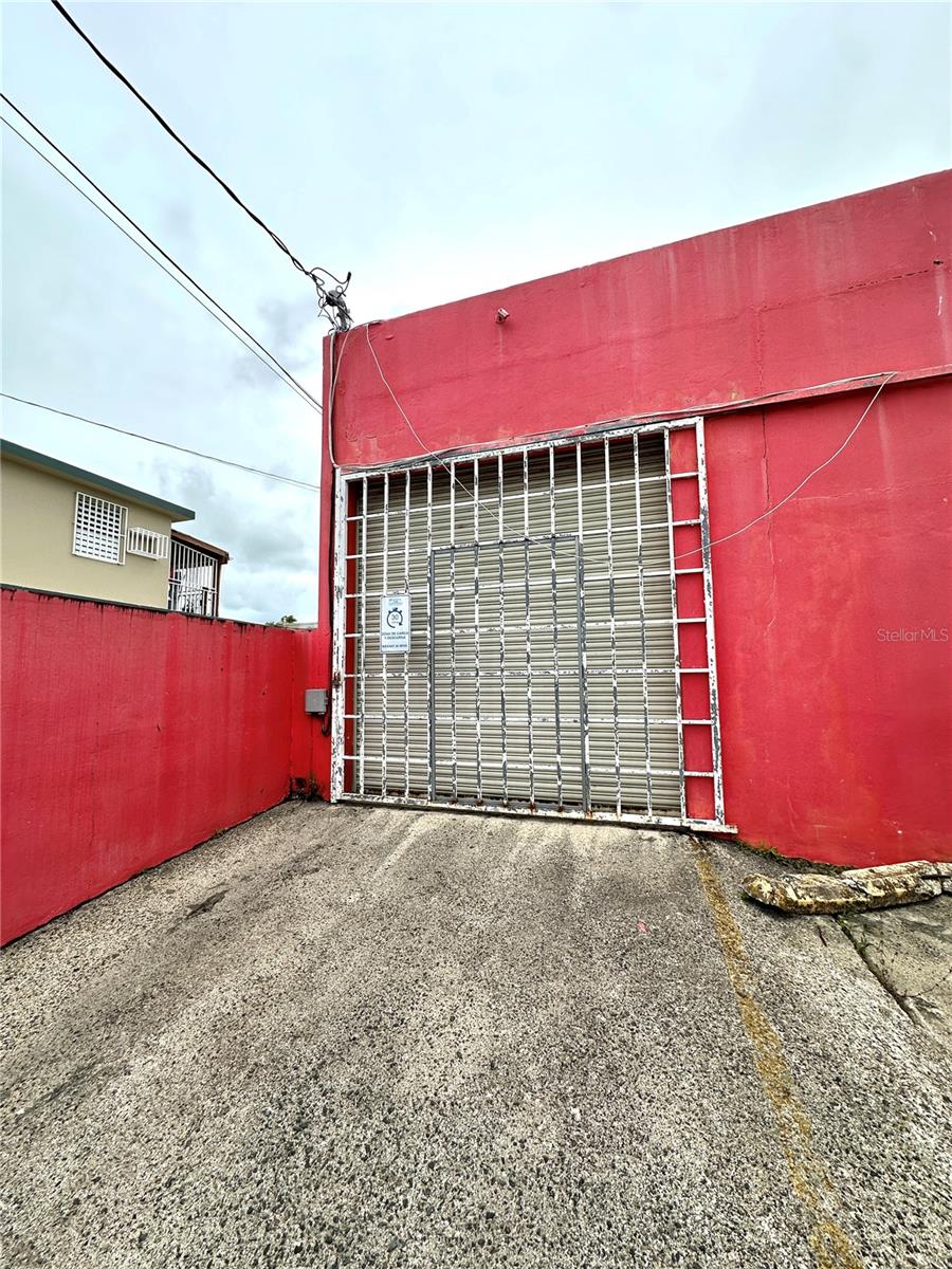 757 AVENIDA ROBERTO SÁNCHEZ VILELLA