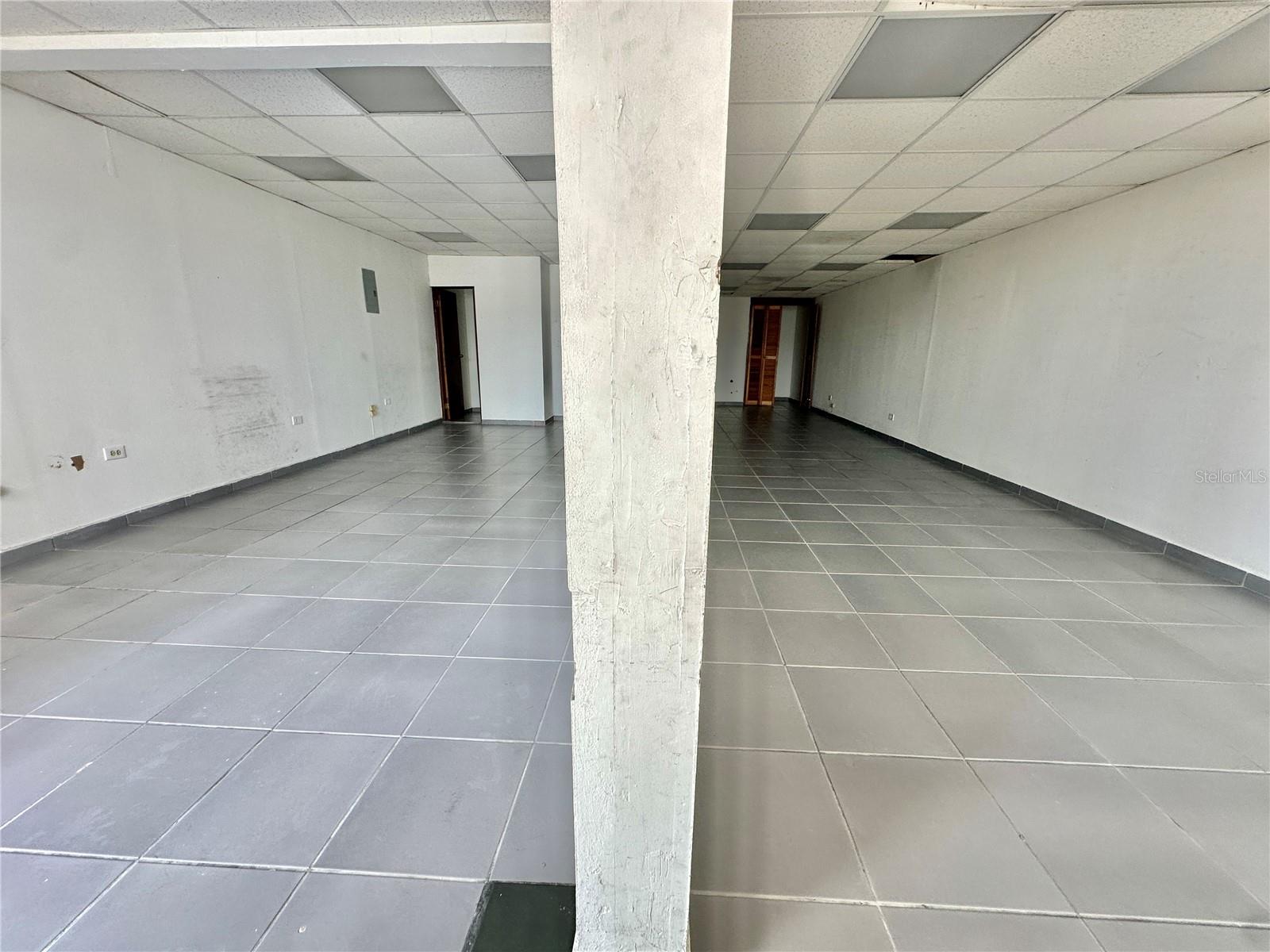 757 AVENIDA ROBERTO SÁNCHEZ VILELLA