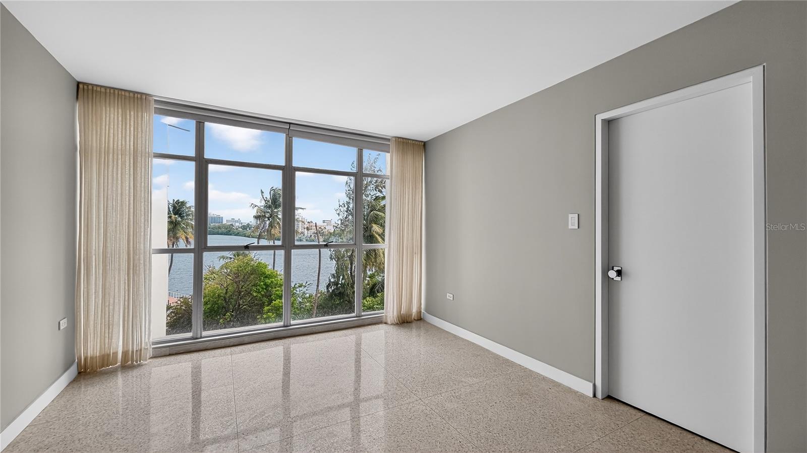 #860 ASHFORD AVENUE #1