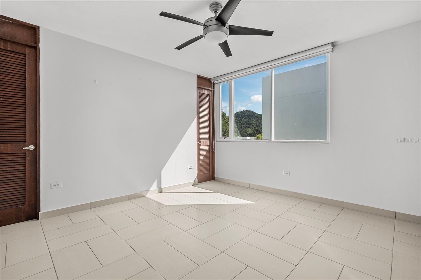 613 CALLE ALICANTE