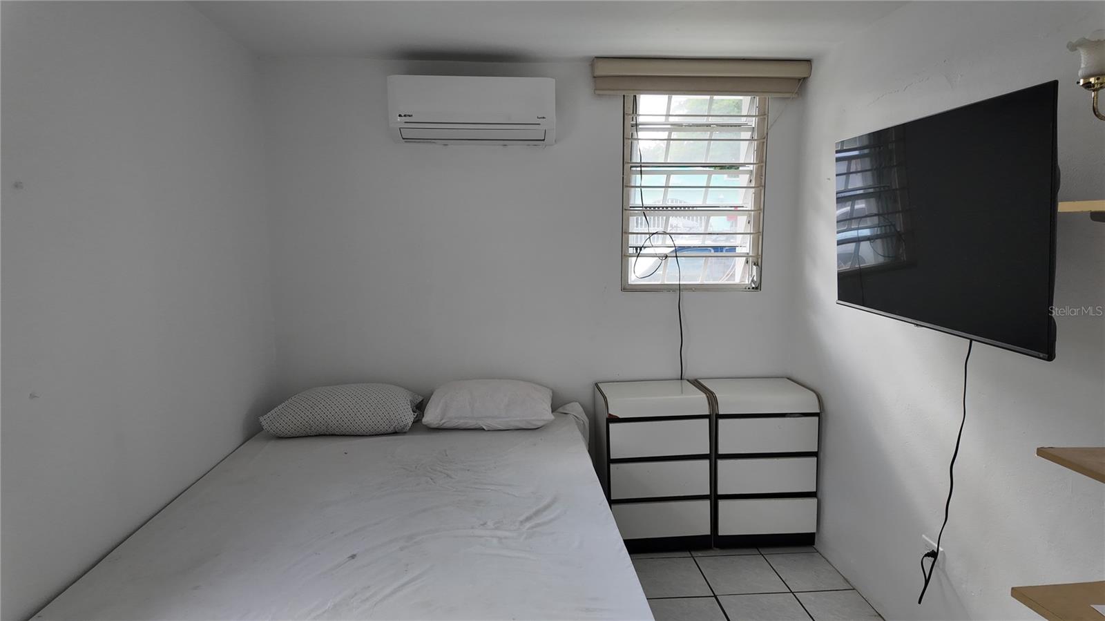 Calle 12 Bloque J #13 FLAMBOYAN GARDENS