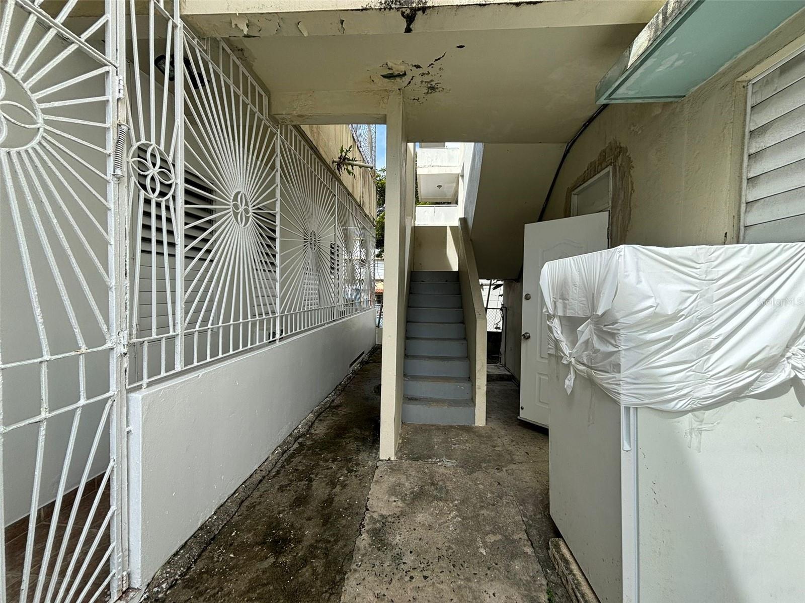 APT B 2 DOMINGO CABRERA 112 #1