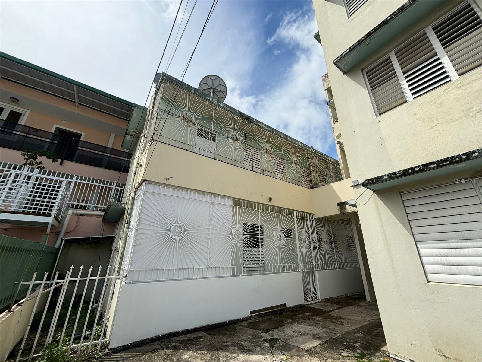 APT B 2 DOMINGO CABRERA 112 #1