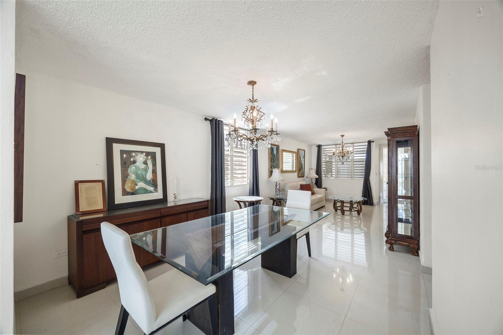 C-27 CALLE CALZADA C-27 URB EL REMANSO