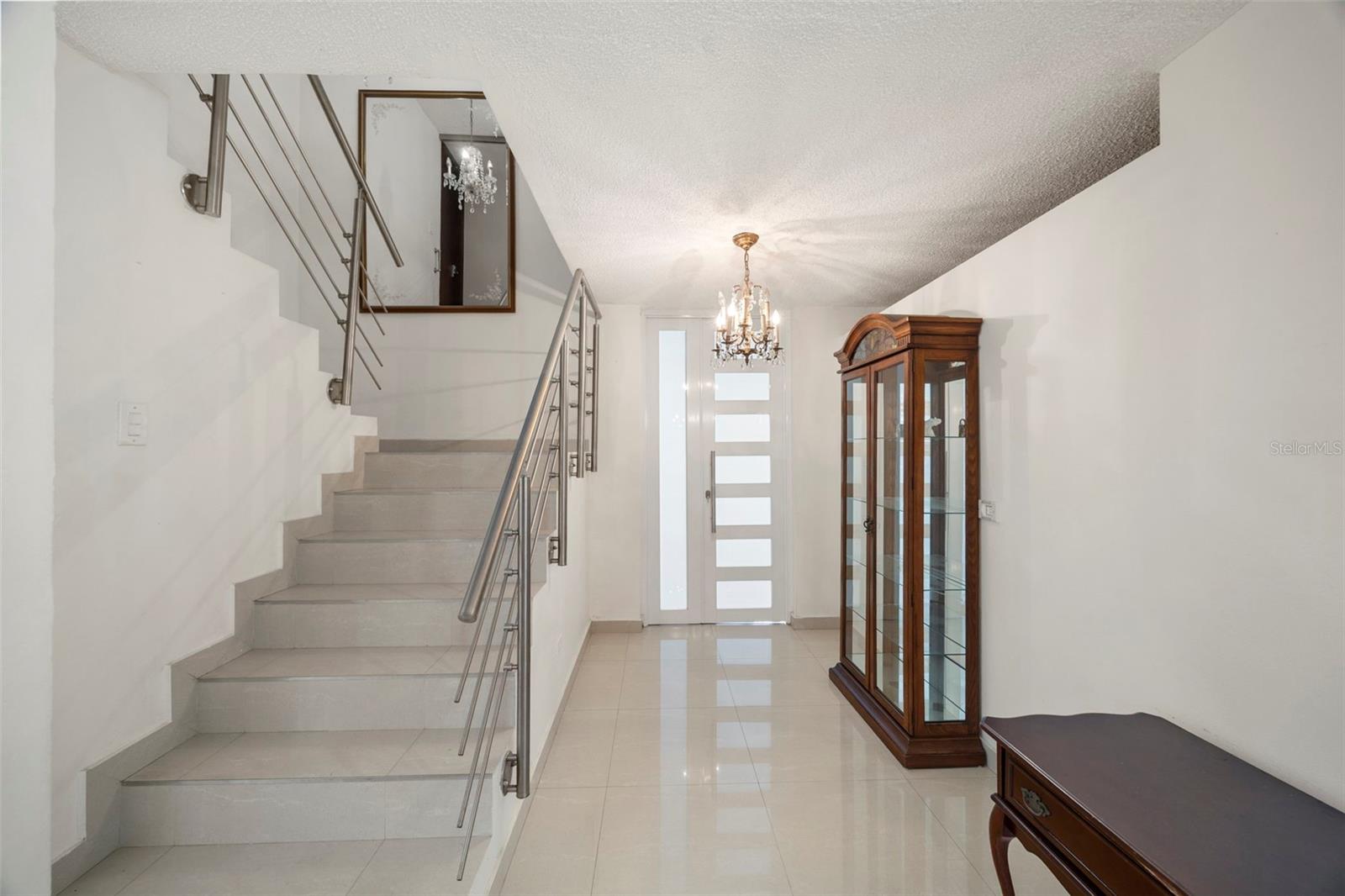 C-27 CALLE CALZADA C-27 URB EL REMANSO