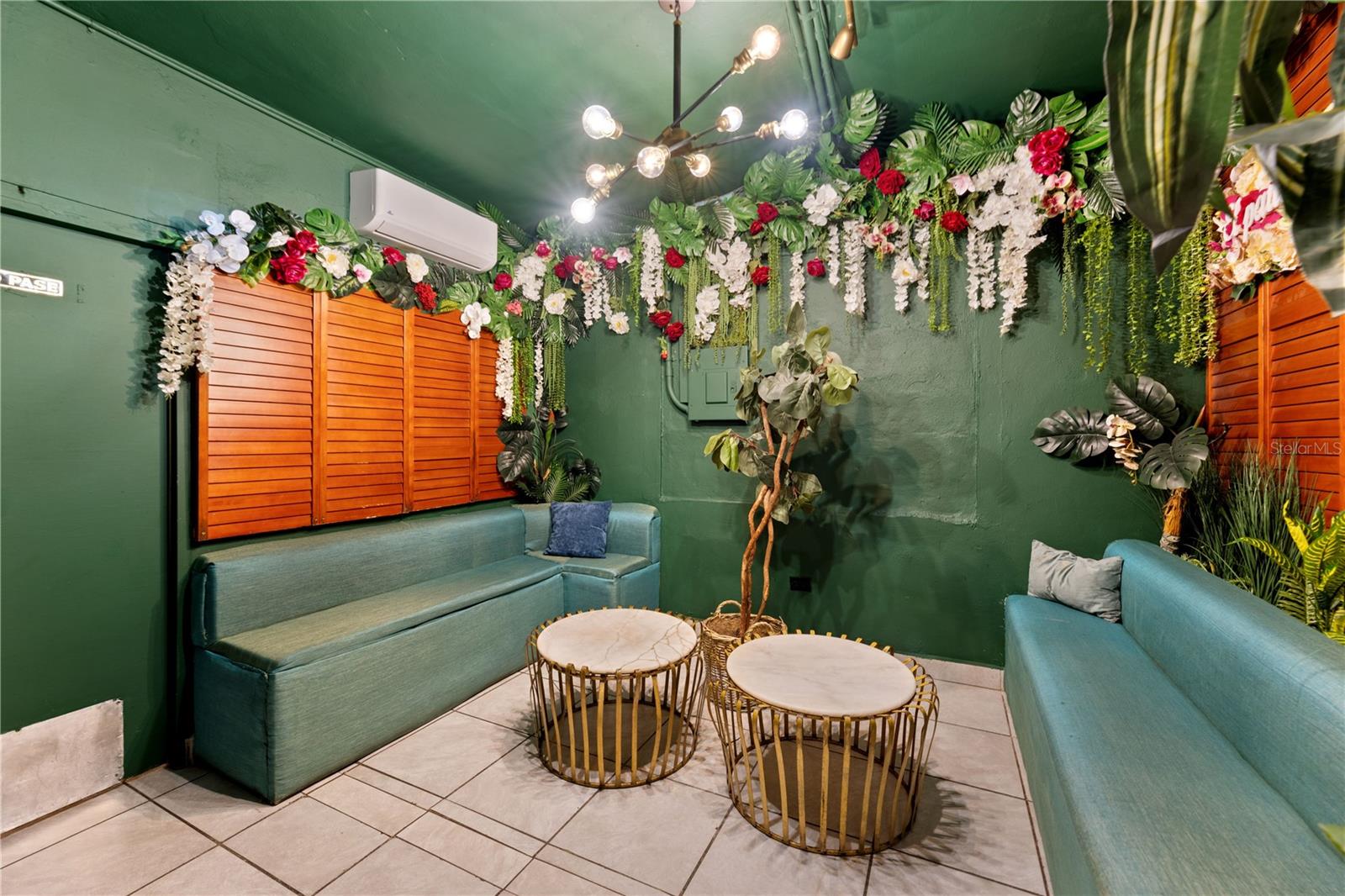 5916 AVENIDA ISLA VERDE