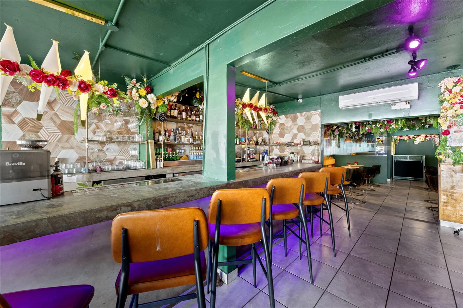 5916 AVENIDA ISLA VERDE