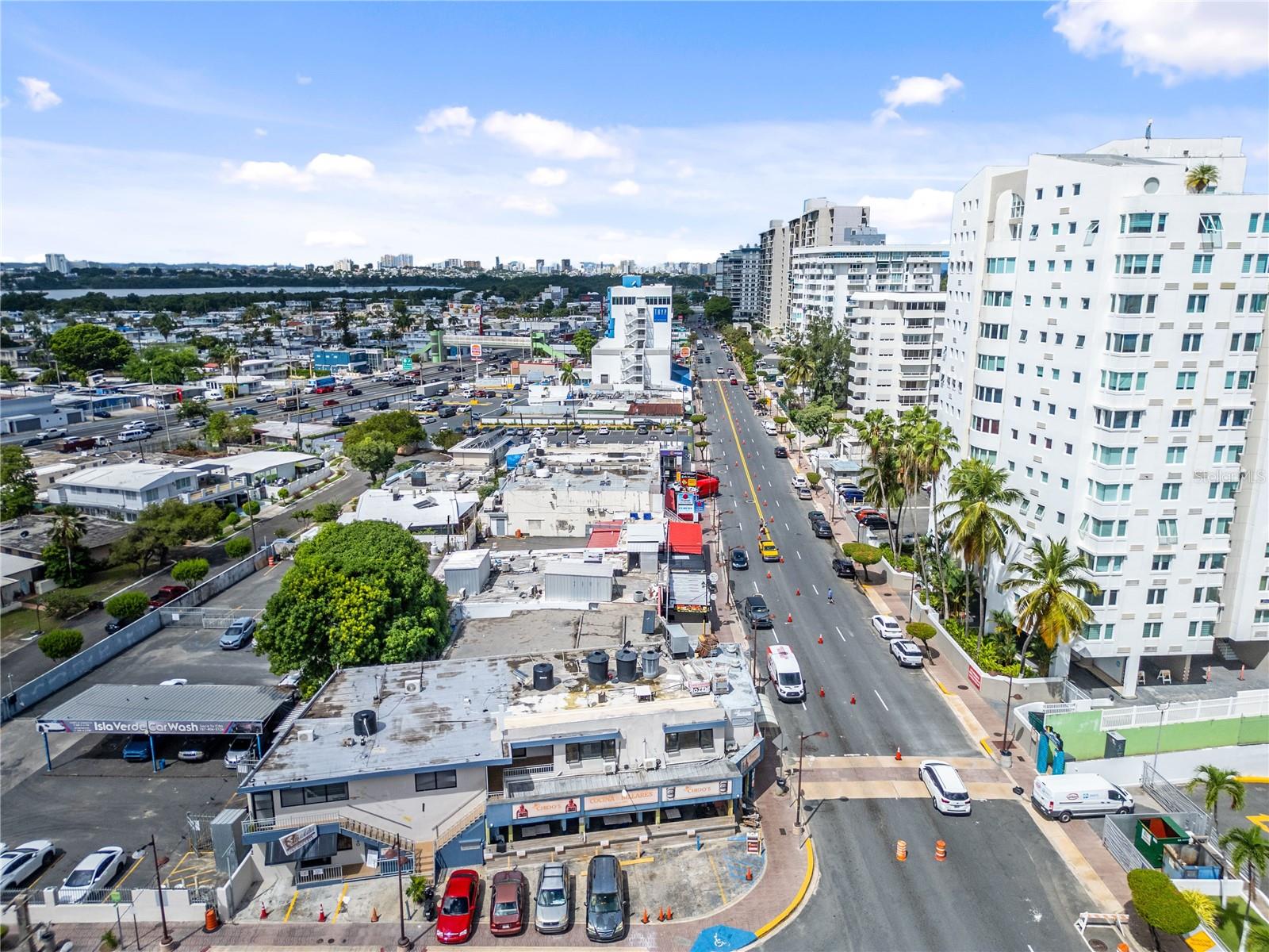 5916 AVENIDA ISLA VERDE