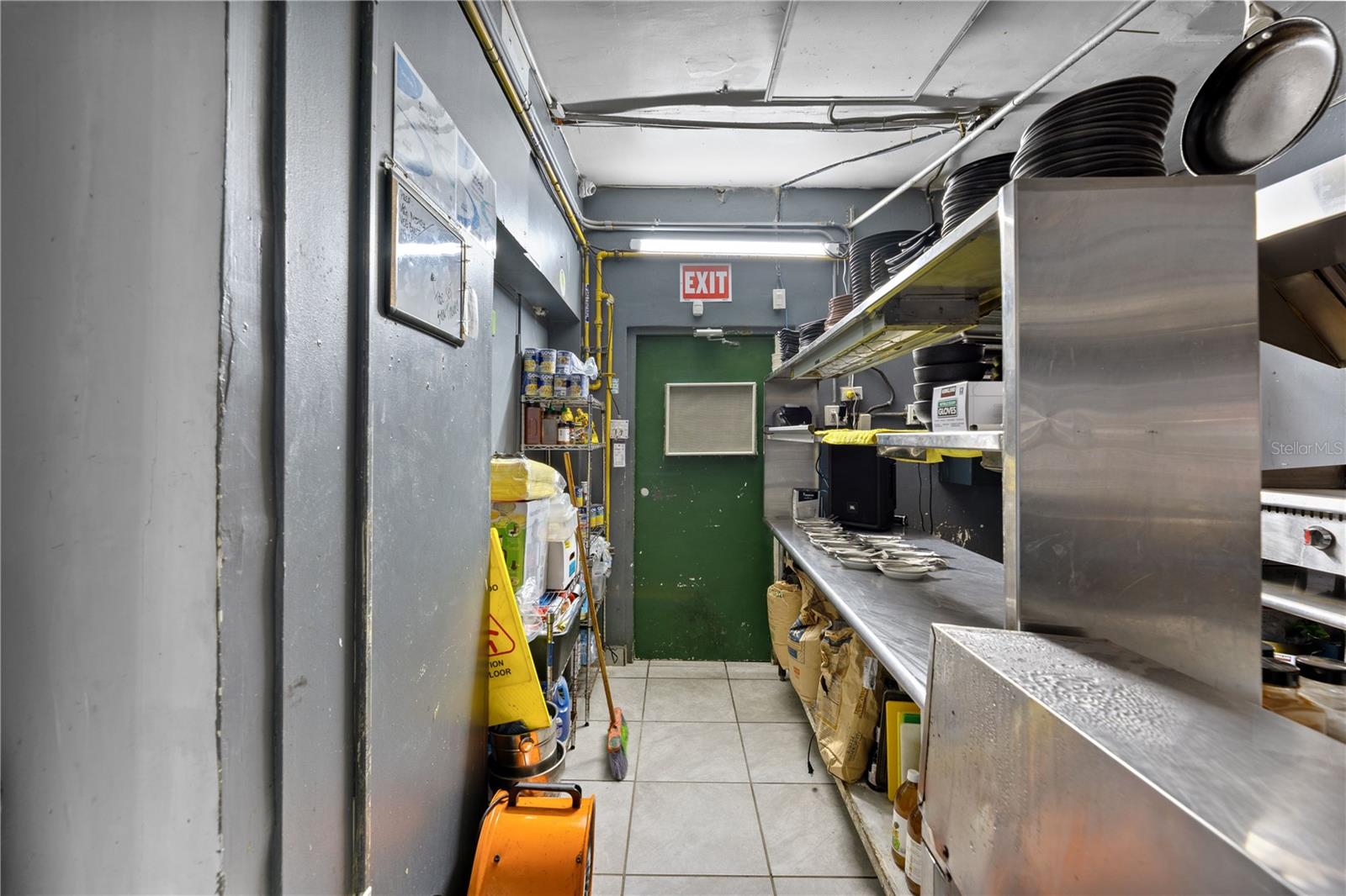 5916 AVENIDA ISLA VERDE