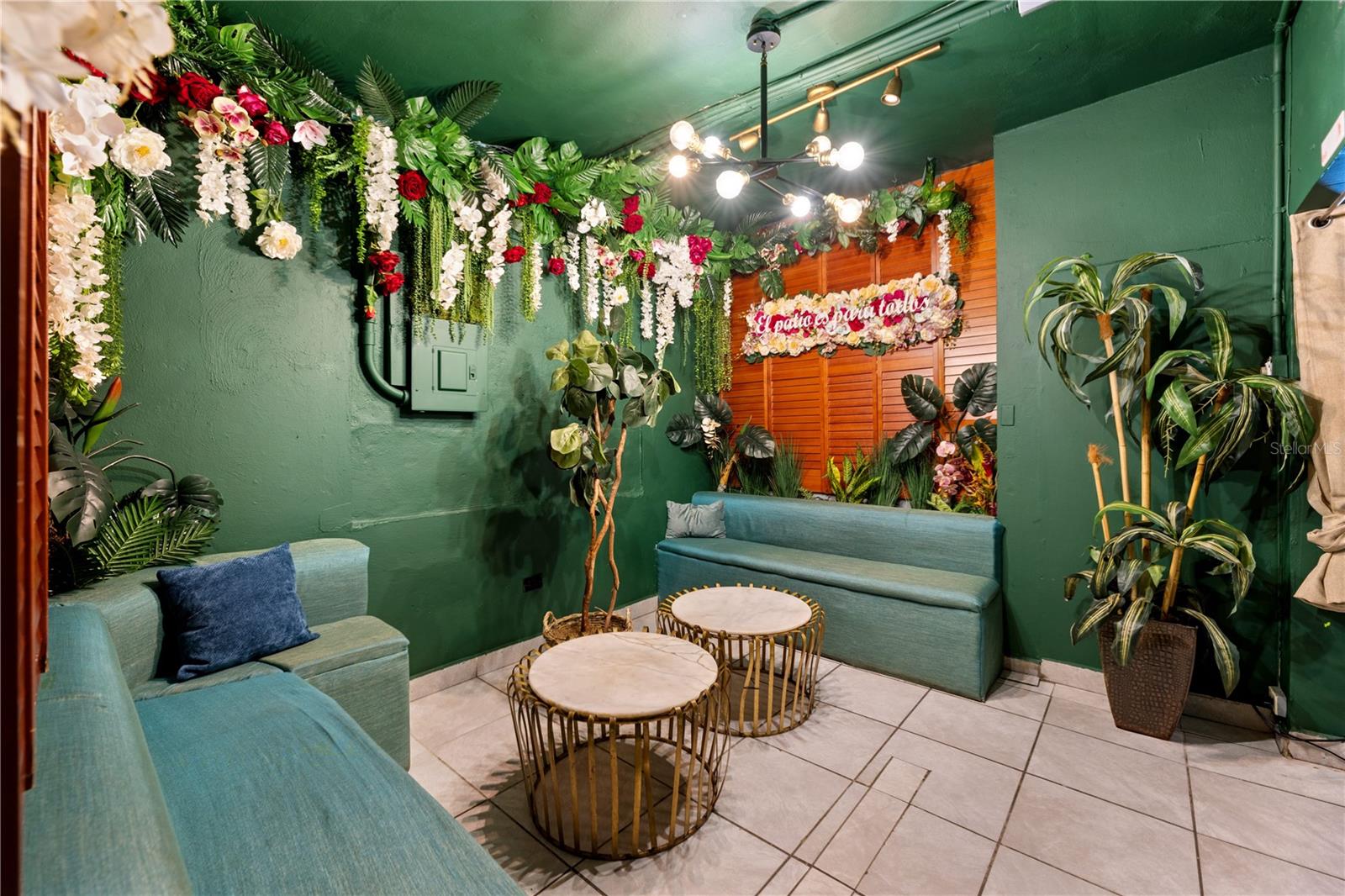 5916 AVENIDA ISLA VERDE