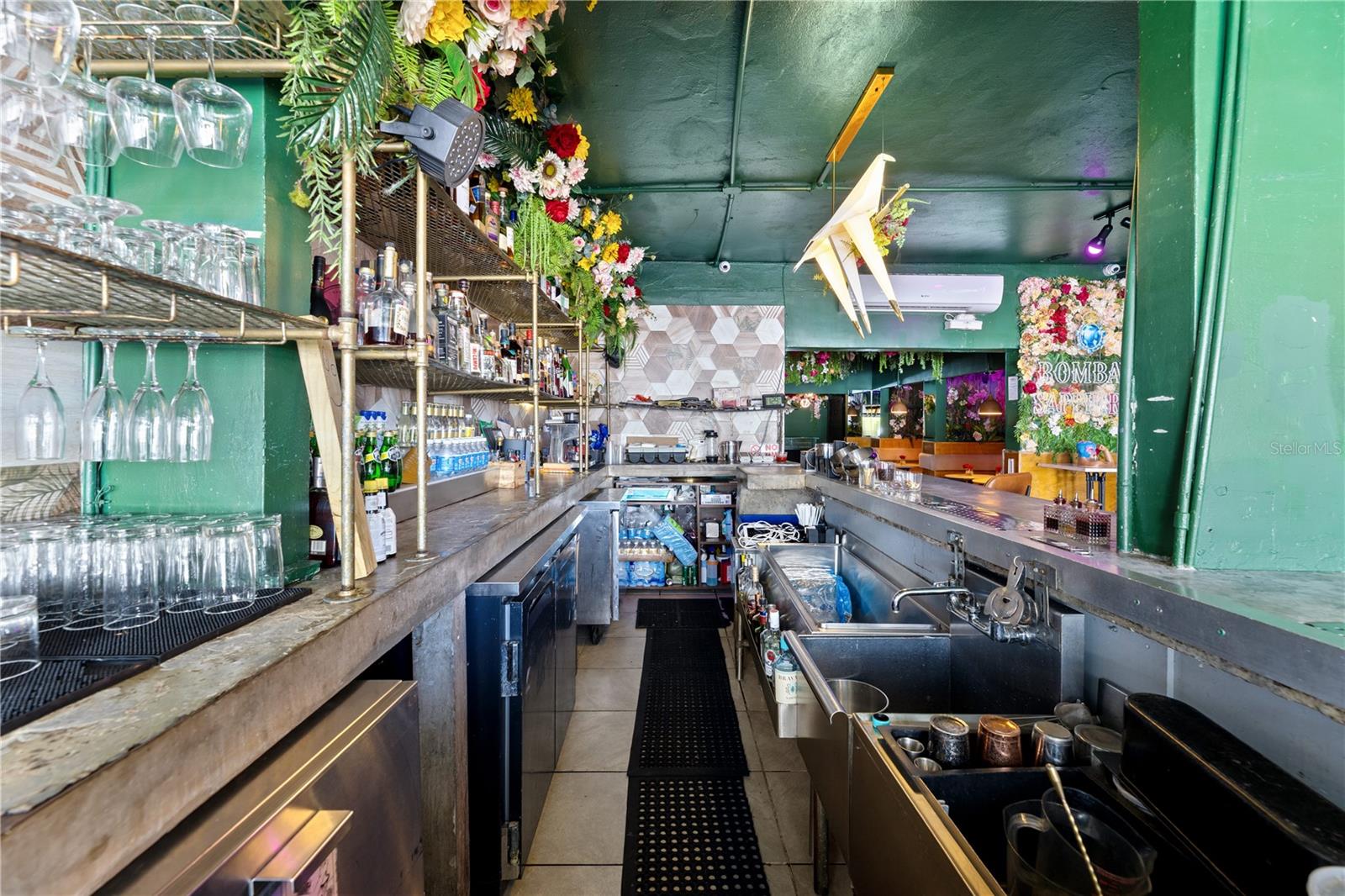 5916 AVENIDA ISLA VERDE