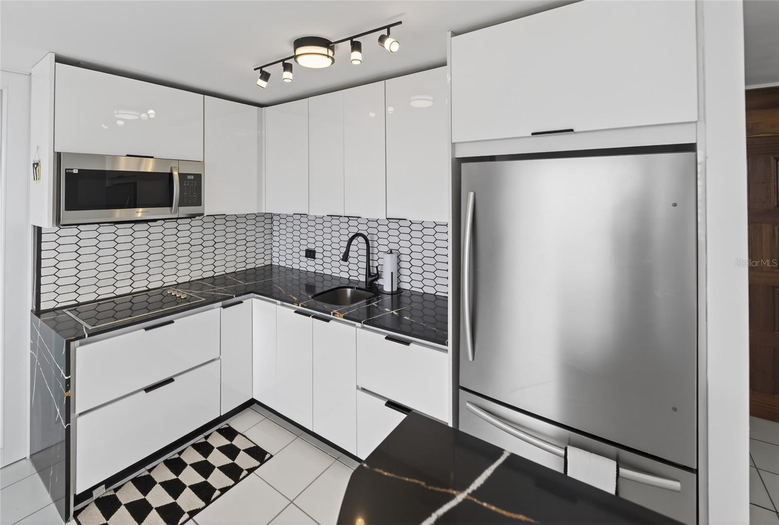 1481 MARTIN TRAVIESO #1