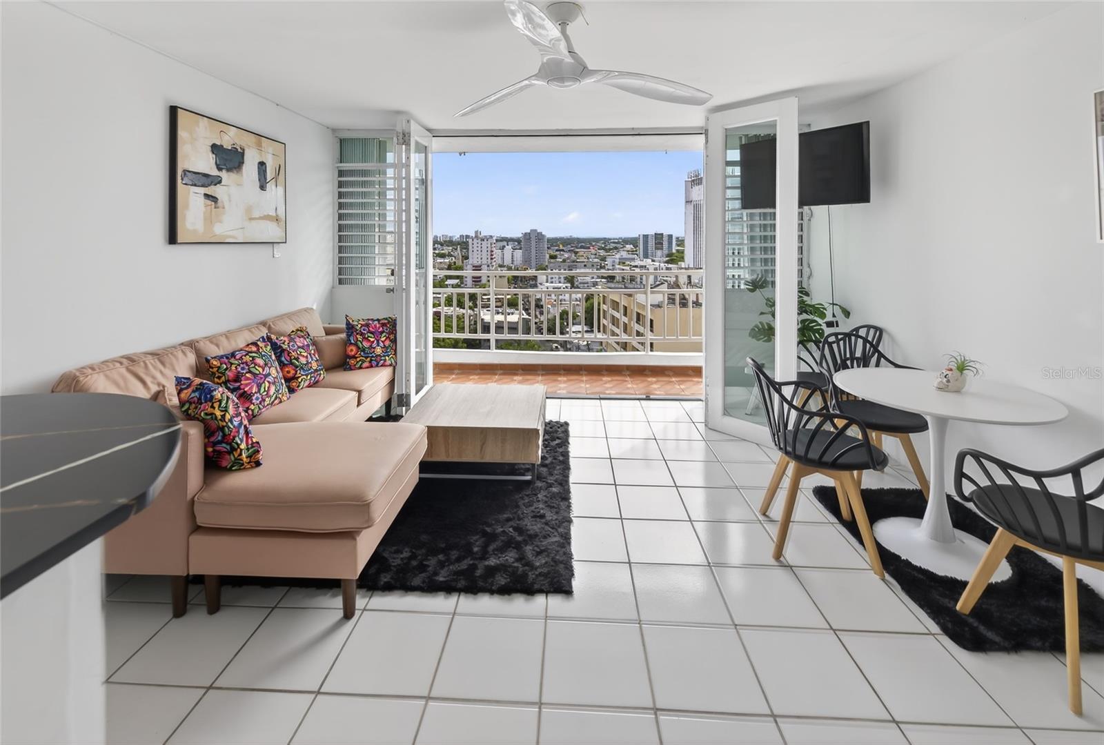 1481 MARTIN TRAVIESO #1