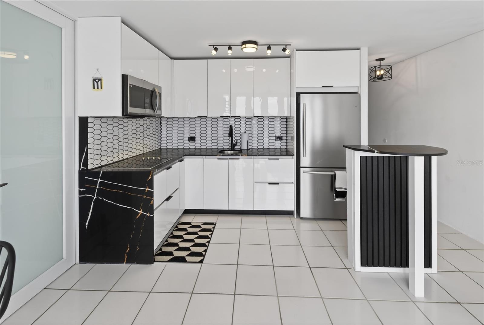 1481 MARTIN TRAVIESO #1