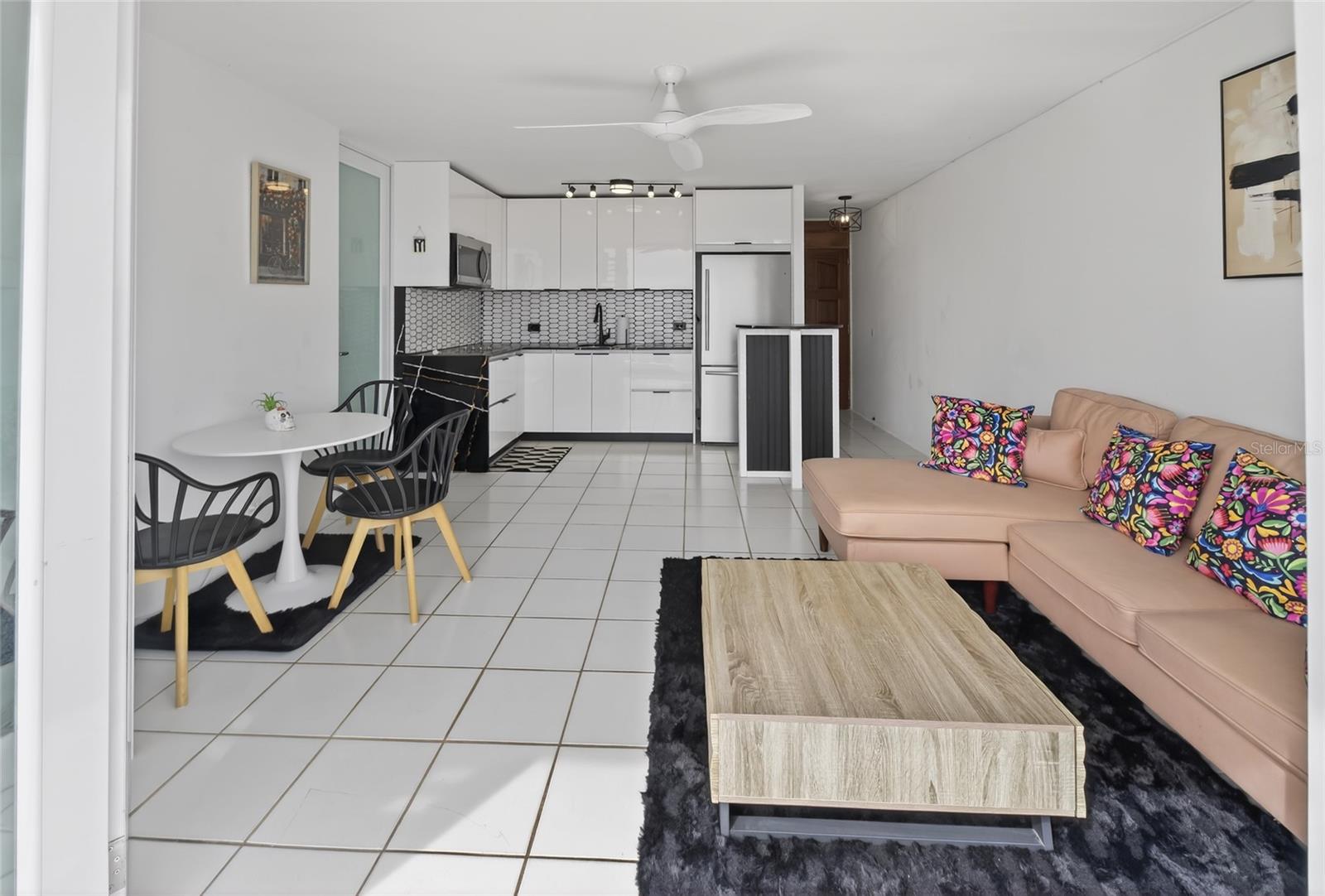 1481 MARTIN TRAVIESO #1