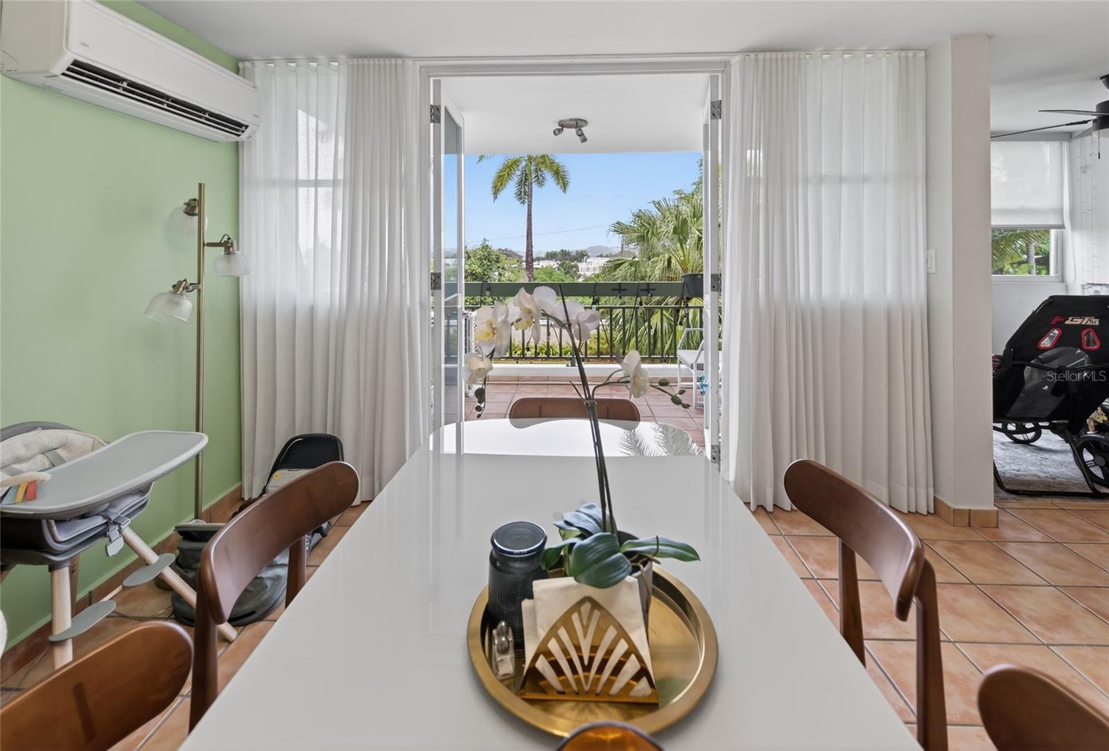 La Villa Gardens 833 #211E